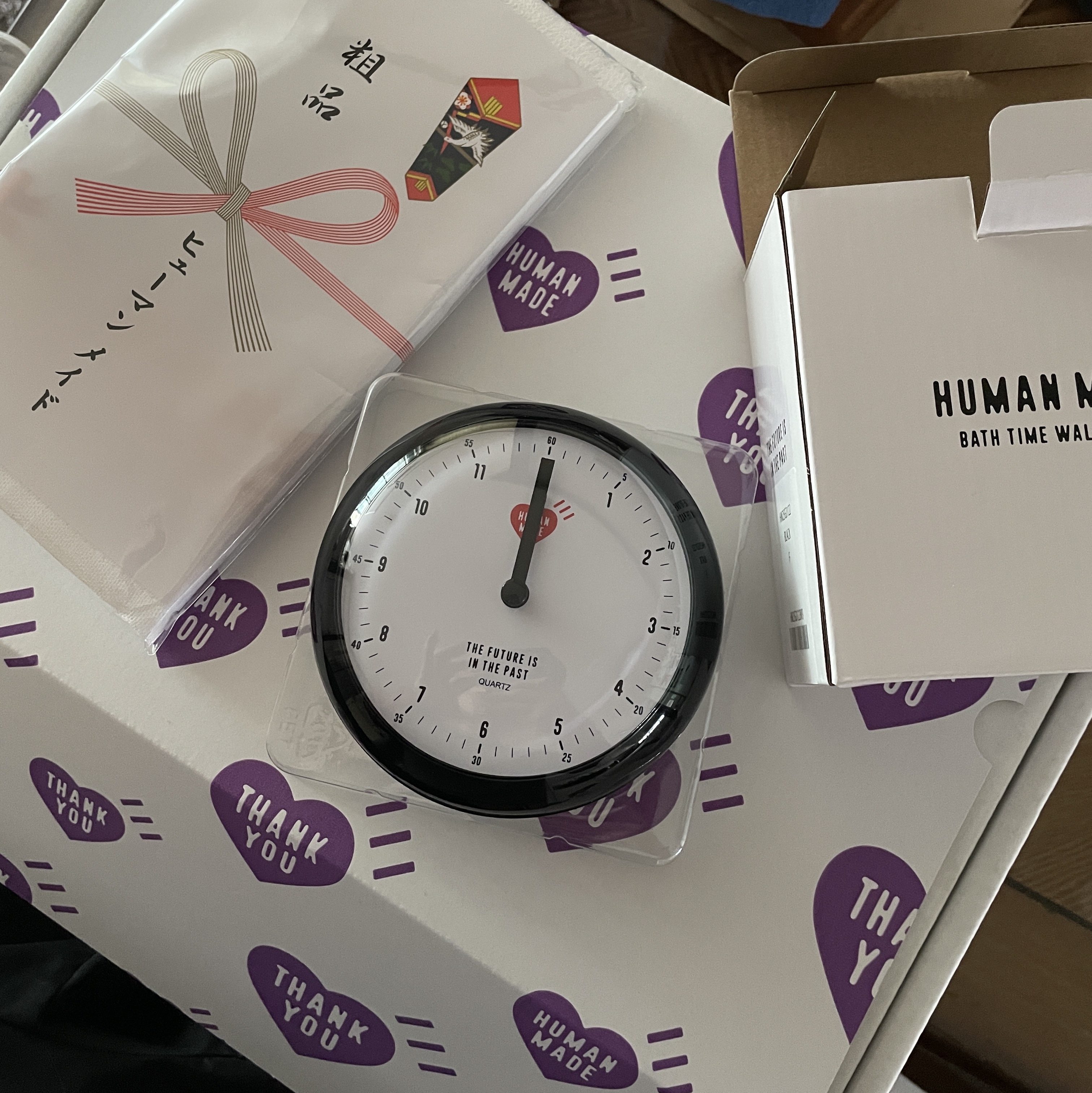 Human Made Bath Clock Black 착용 스타일