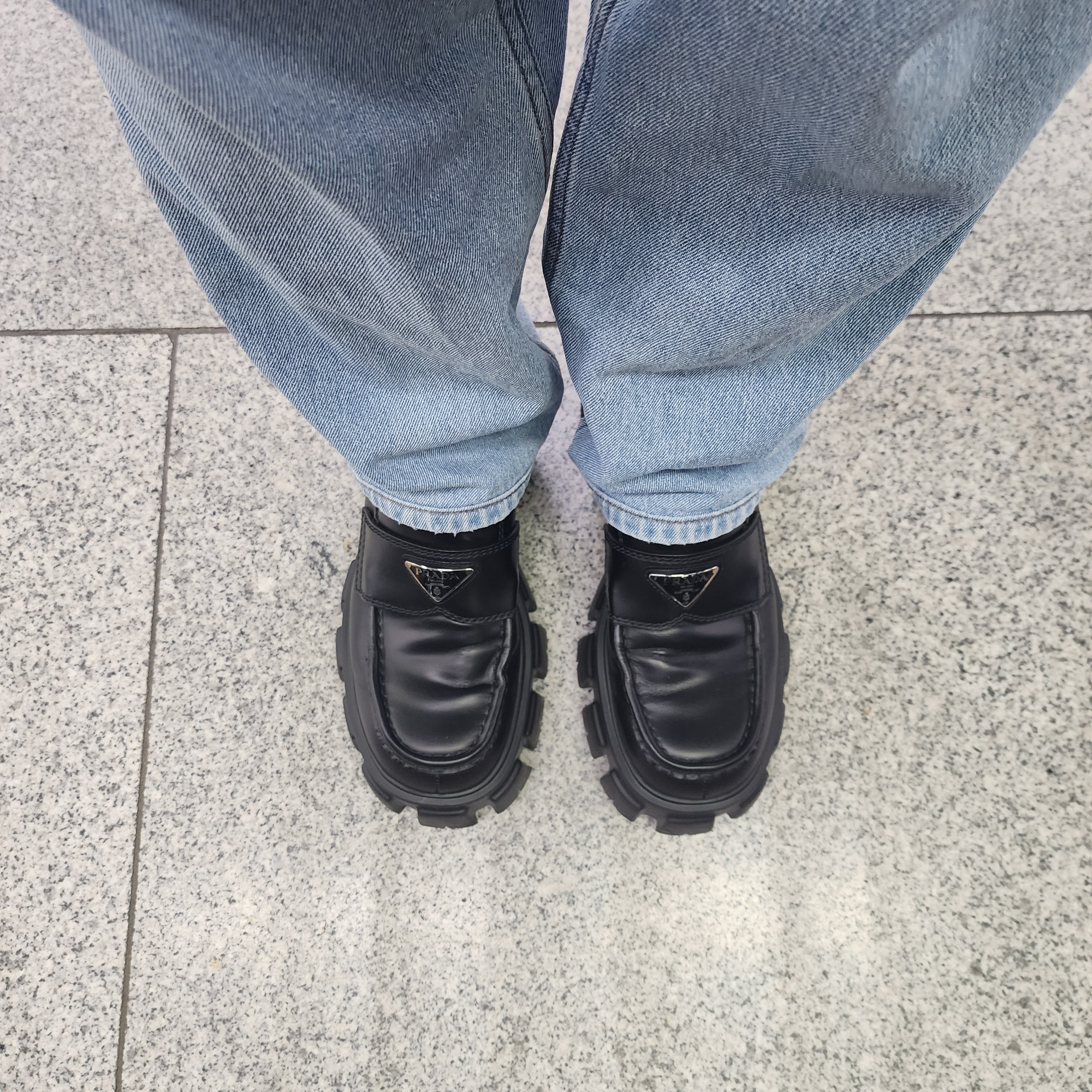 Prada Monolith Brushed Leather Loafers Black 착용 스타일