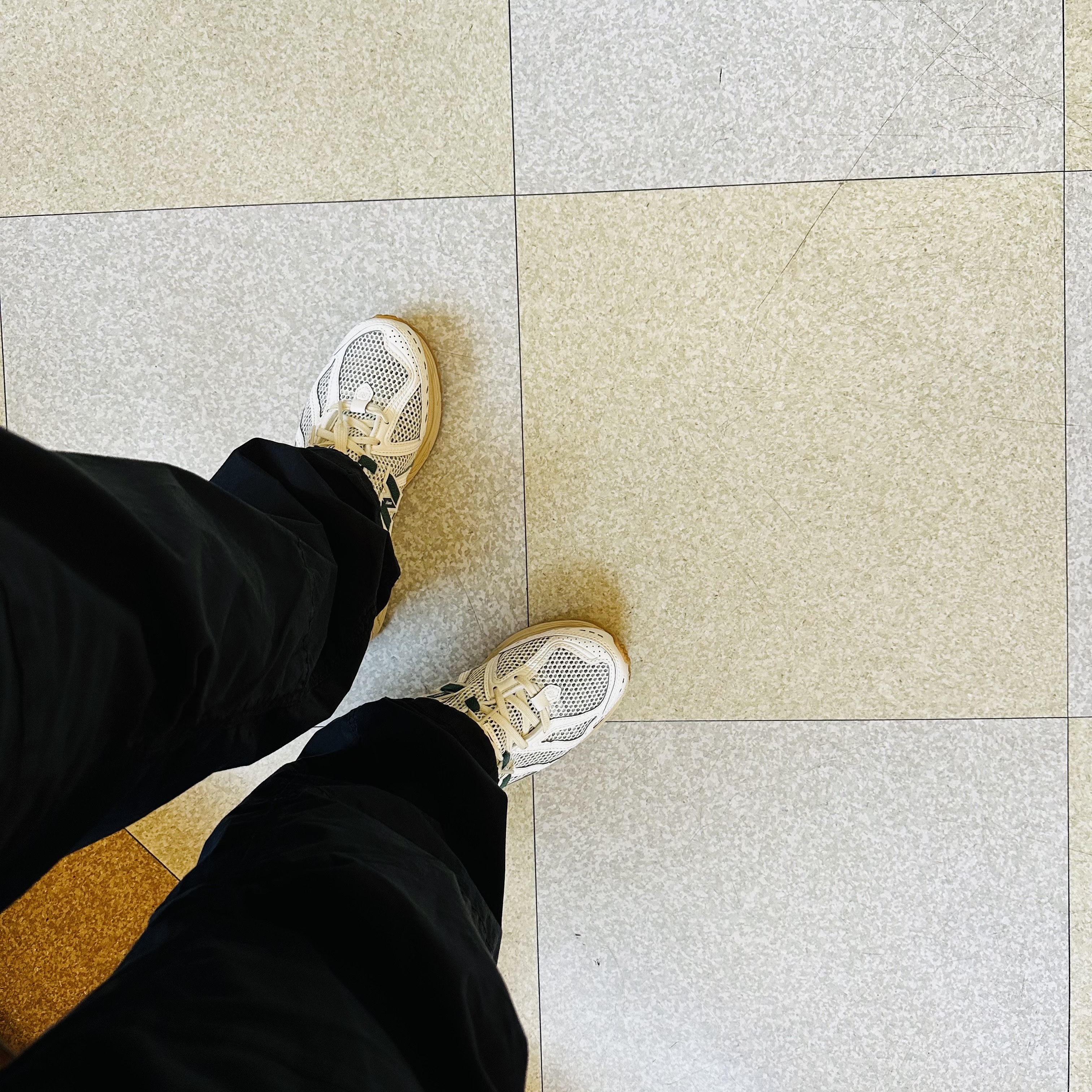 New Balance 1906R Silver Green 착용 스타일 - 3