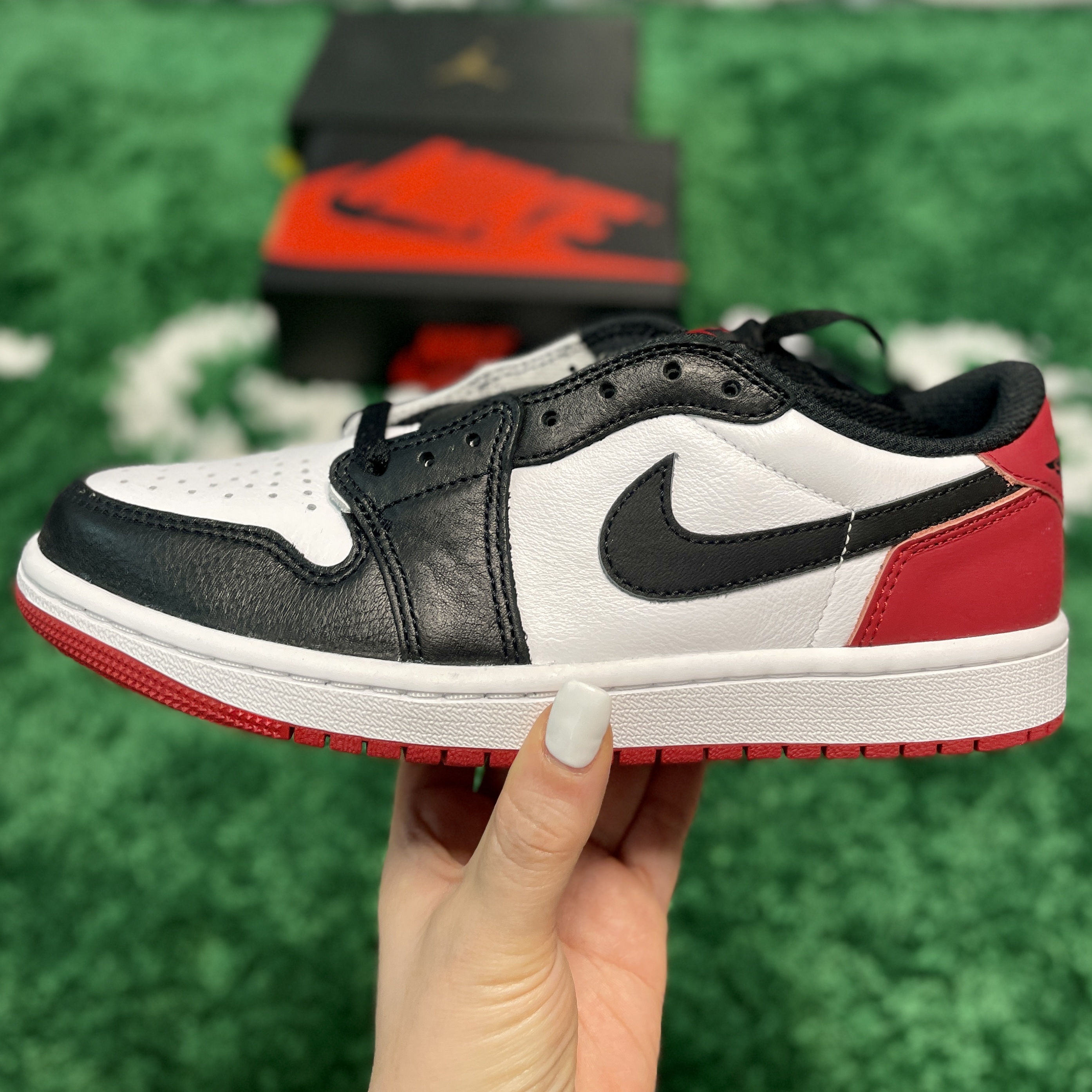 Jordan 1 Retro Low OG Black Toe 착용 스타일