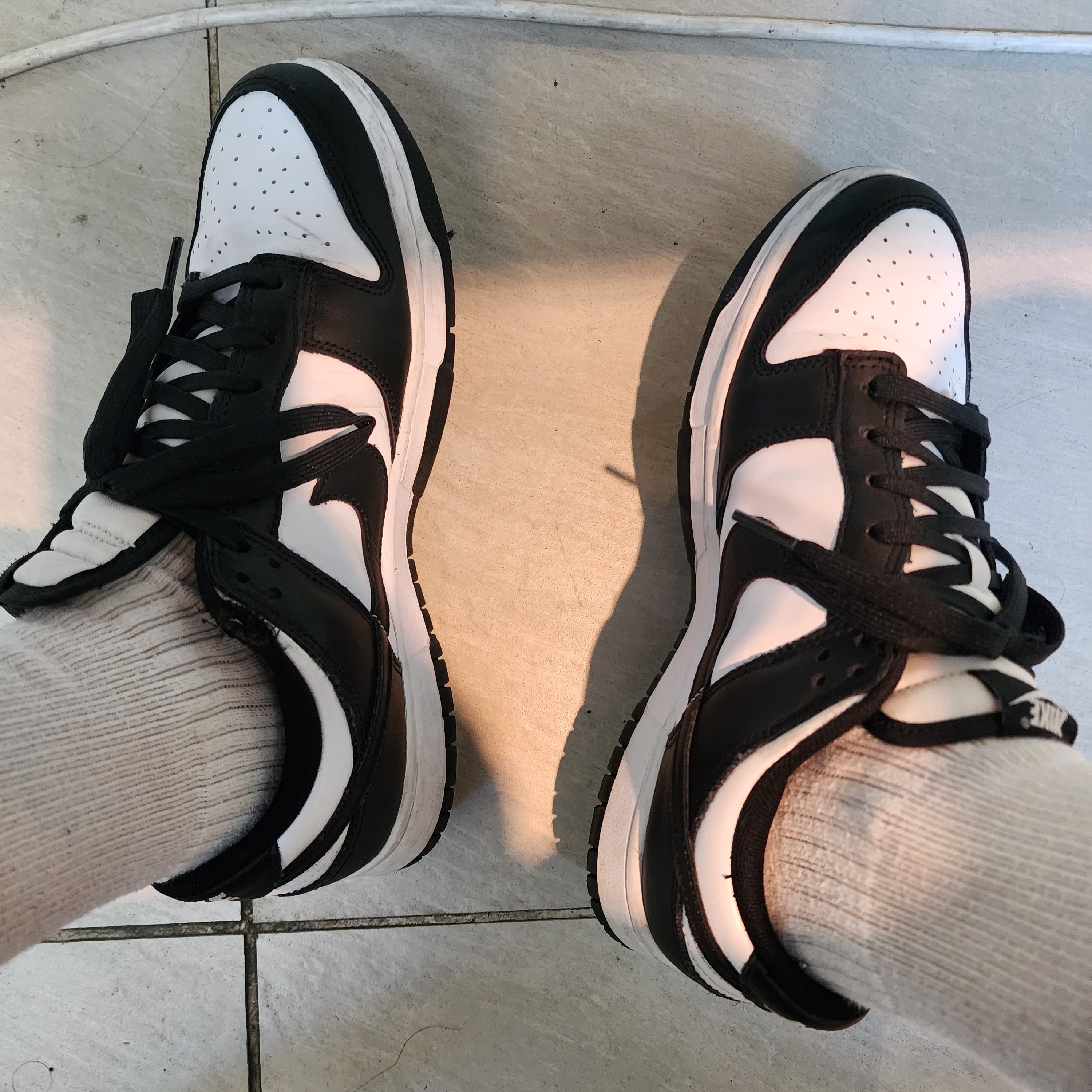 Nike Dunk Low Retro Black 착용 스타일