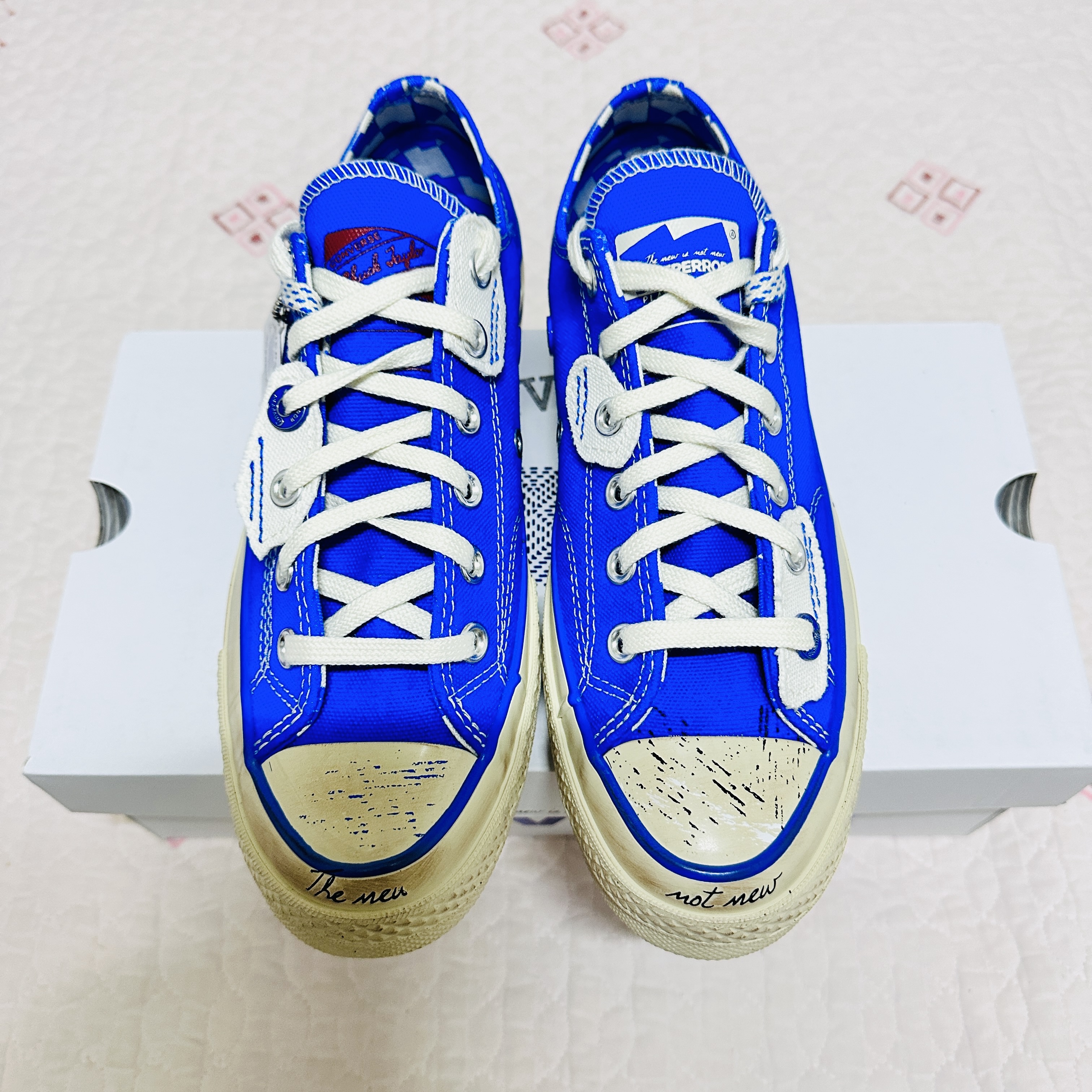 Converse x Ader Error Chuck 70 Ox Imperial Blue 착용 스타일 - 1