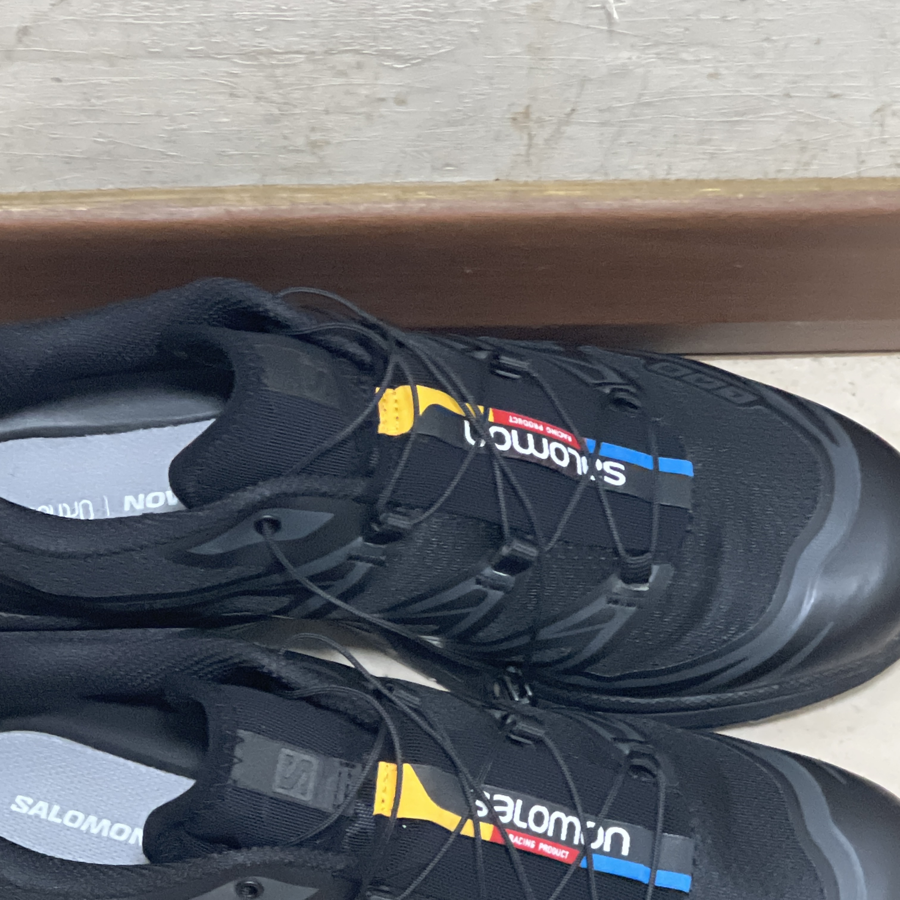 Salomon XT-6 ADV Black 착용 스타일