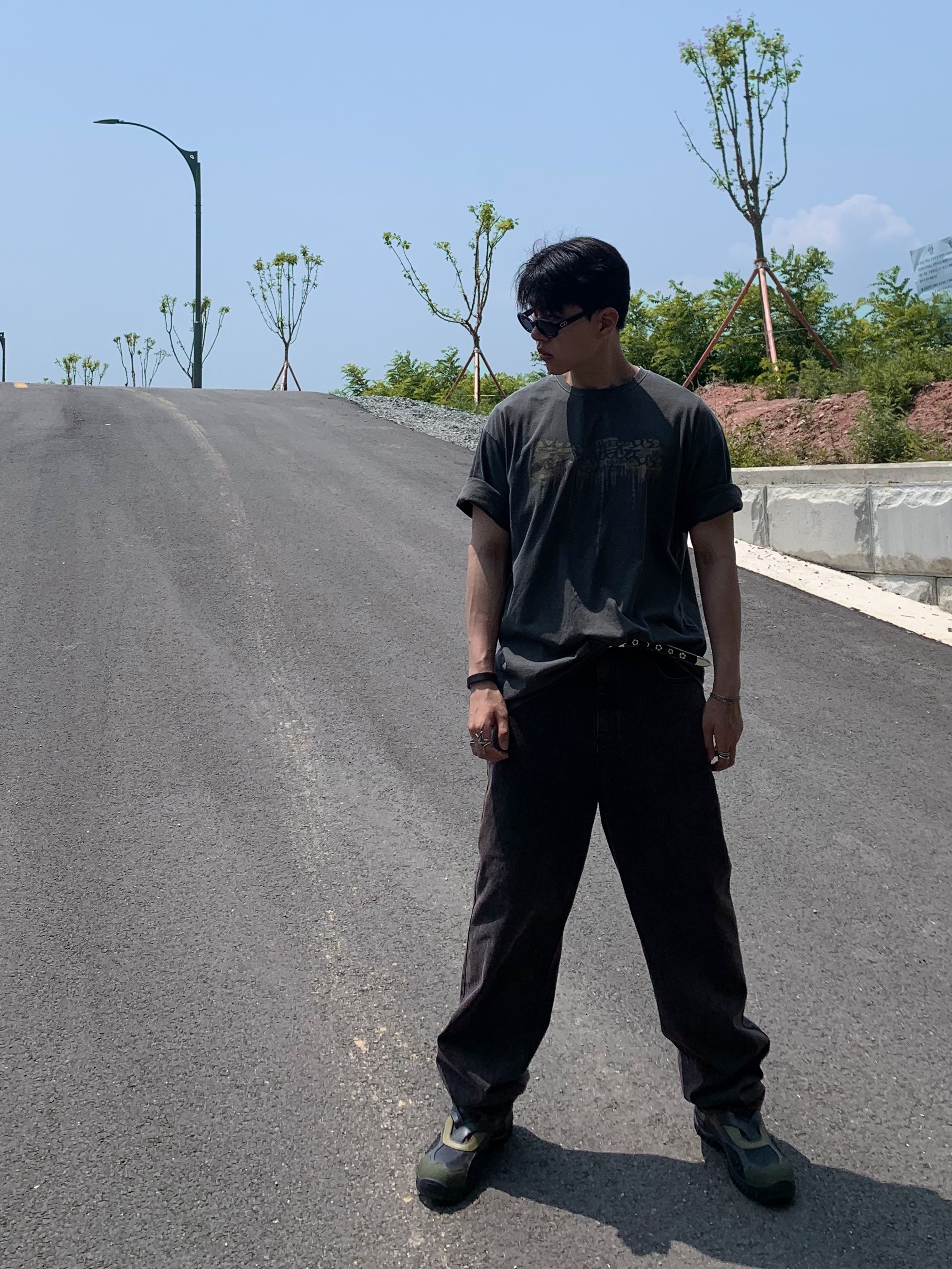 Kiko Kostadinov Harkman Shoes Moss Stone Castlerock 착용 스타일 - 1