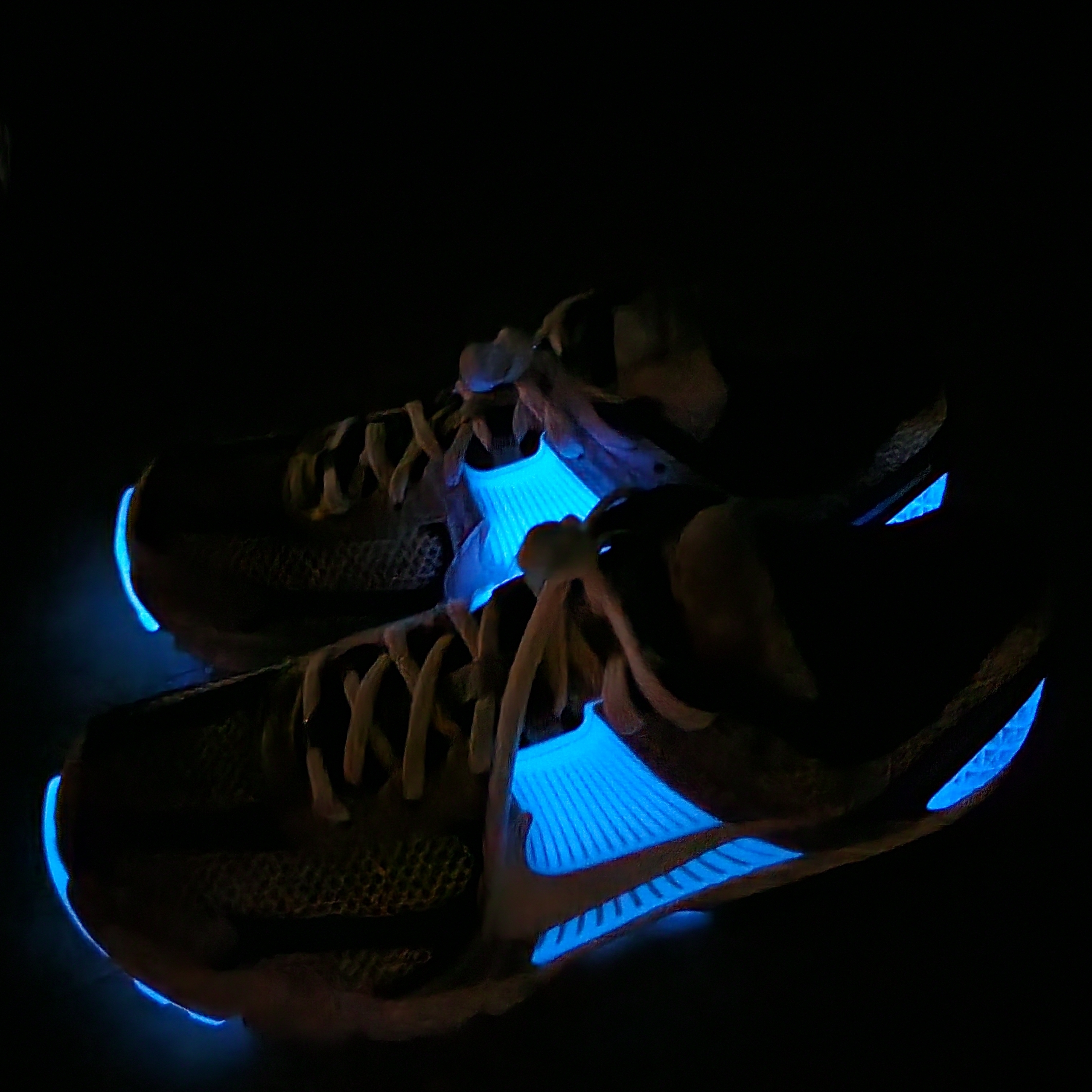 Nike Zoom Vomero 5 Light Bone and Black 착용 스타일
