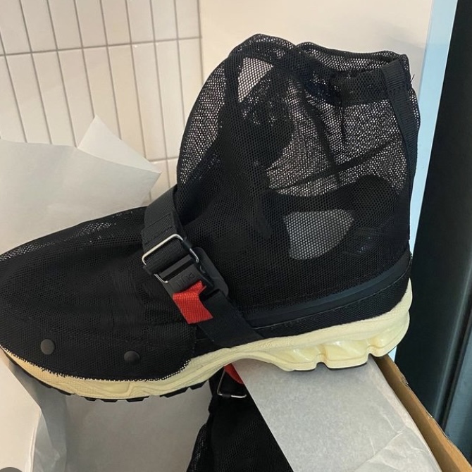 Asics x Beams Gel-Kayano 14 Gore-Tex Black 착용 스타일