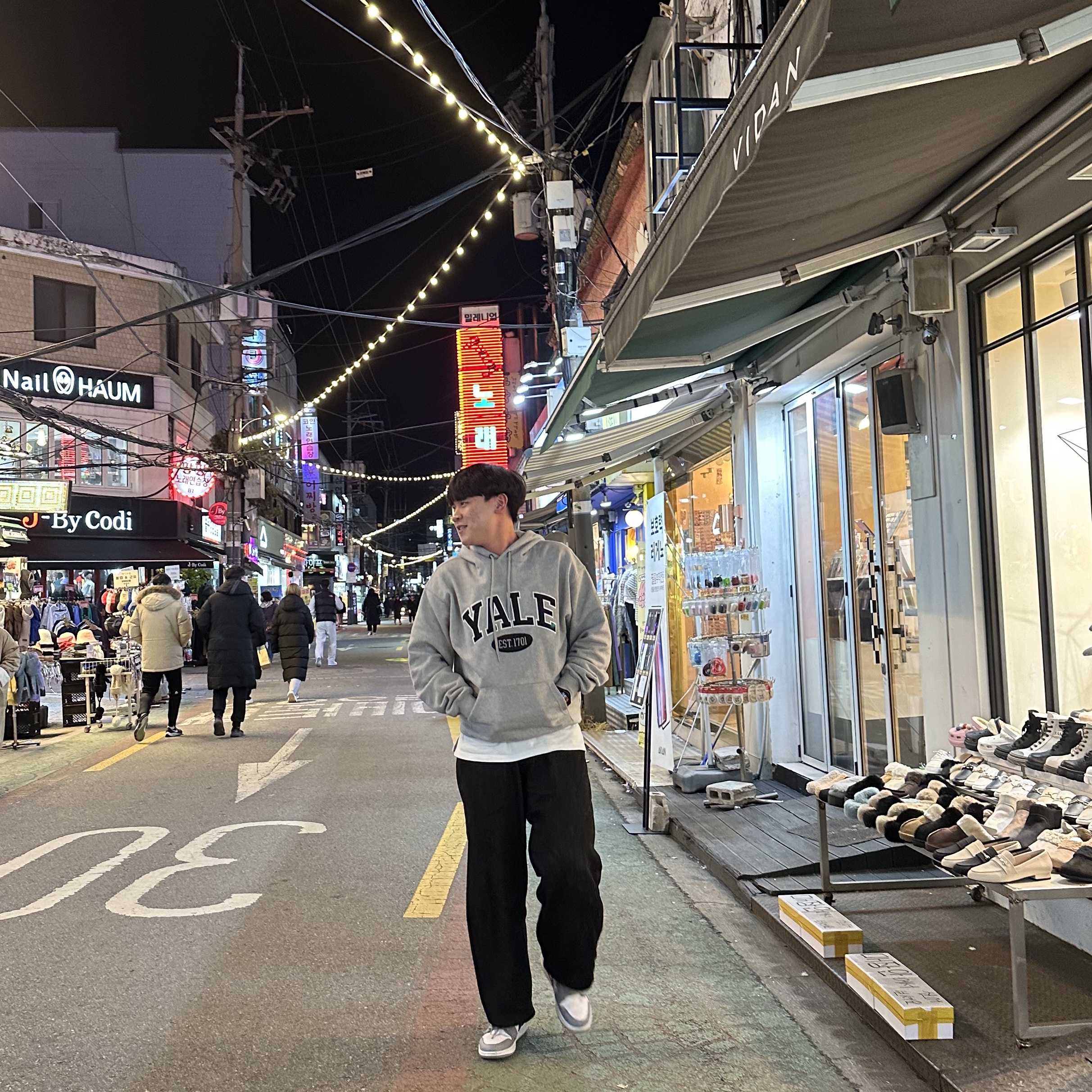(W) Jordan 1 Low White Grey Blue 착용 스타일 - 2