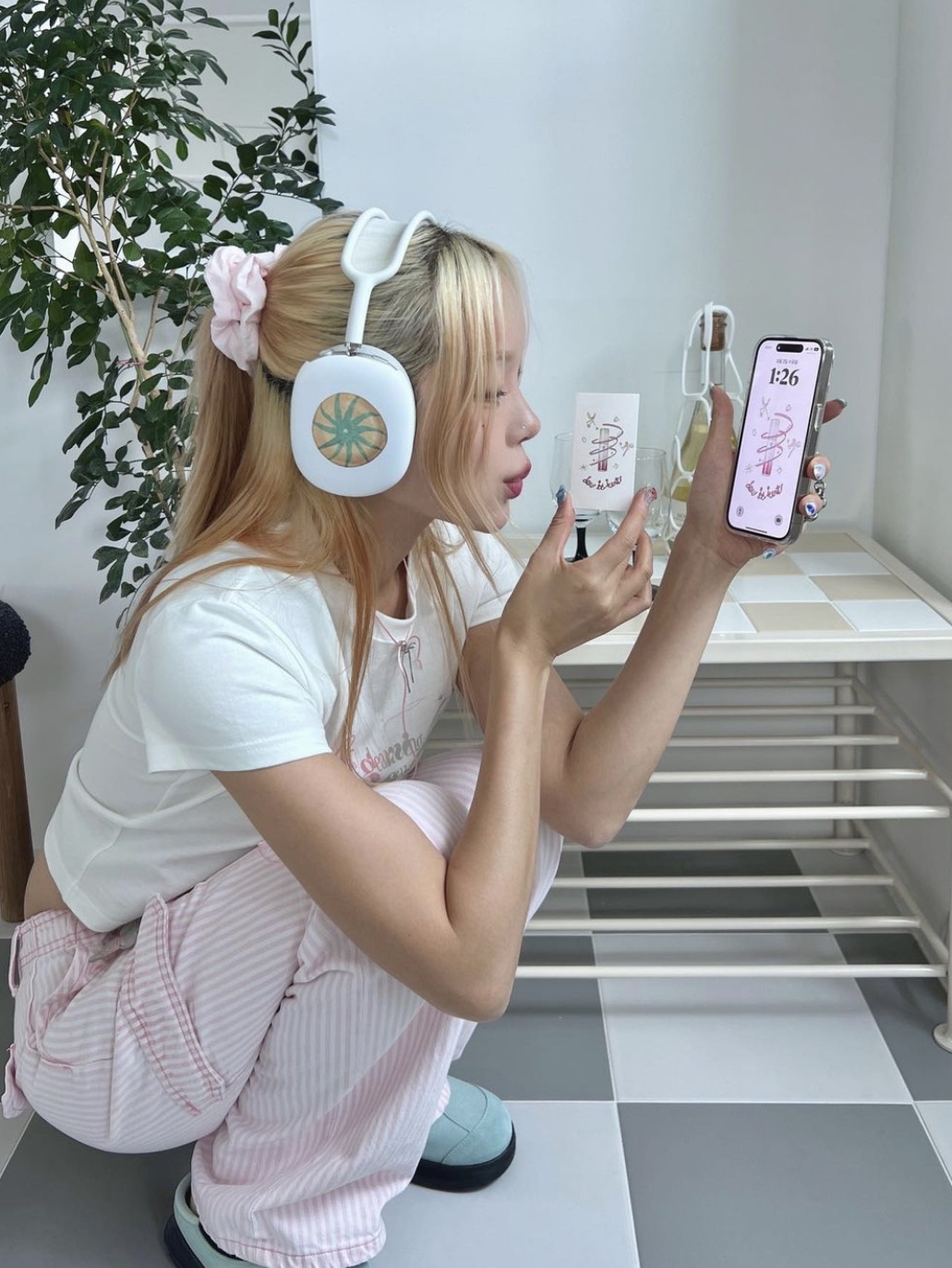 Apple AirPods Max Lightning Silver (Korean Ver.) 착용 스타일