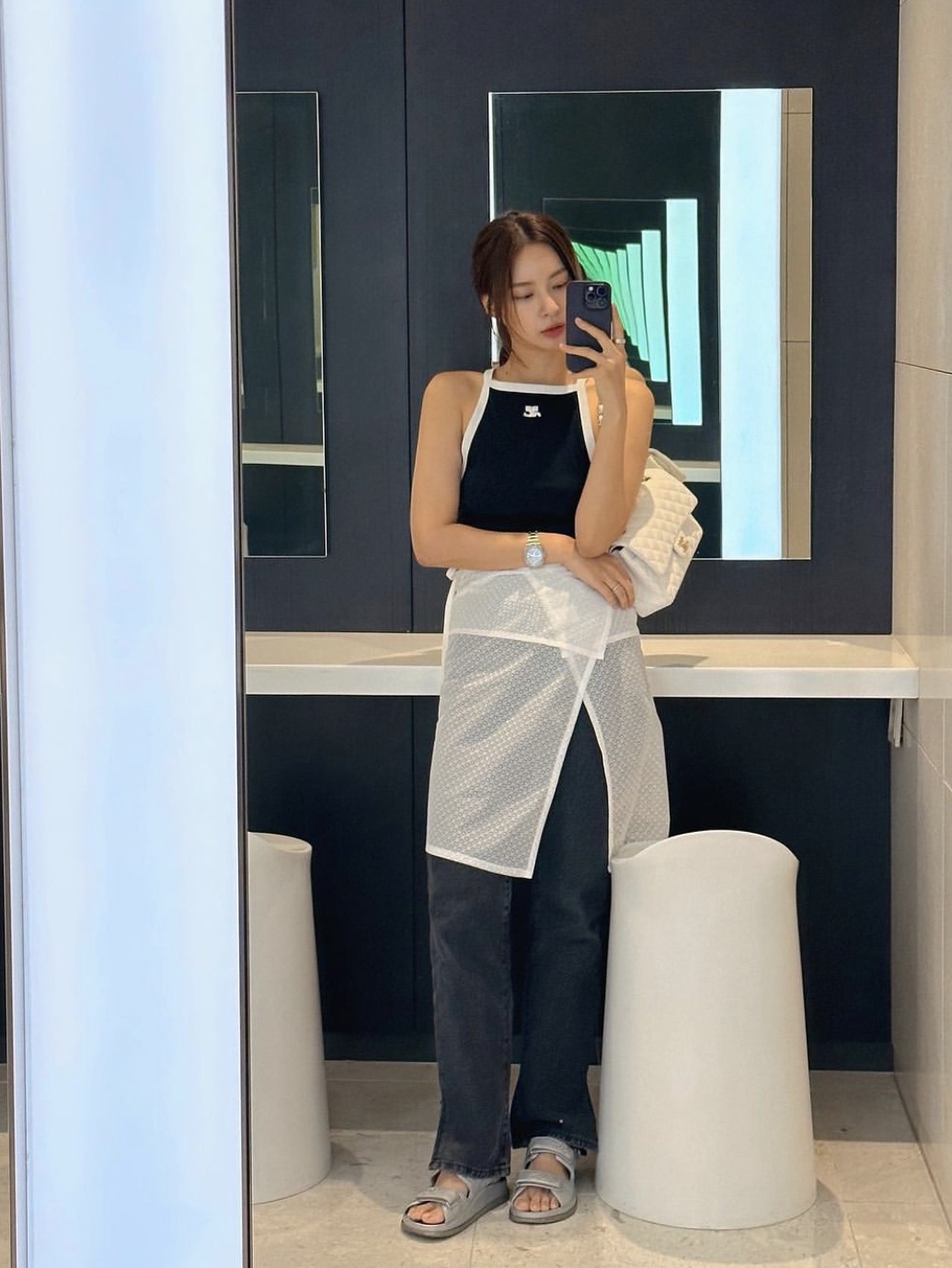 (W) Courreges Light Ribs Contrast Tank Top Black Heritage White, (W) Courreges Light Ribs Contrast Tank Top Heritage White Black 착용 스타일