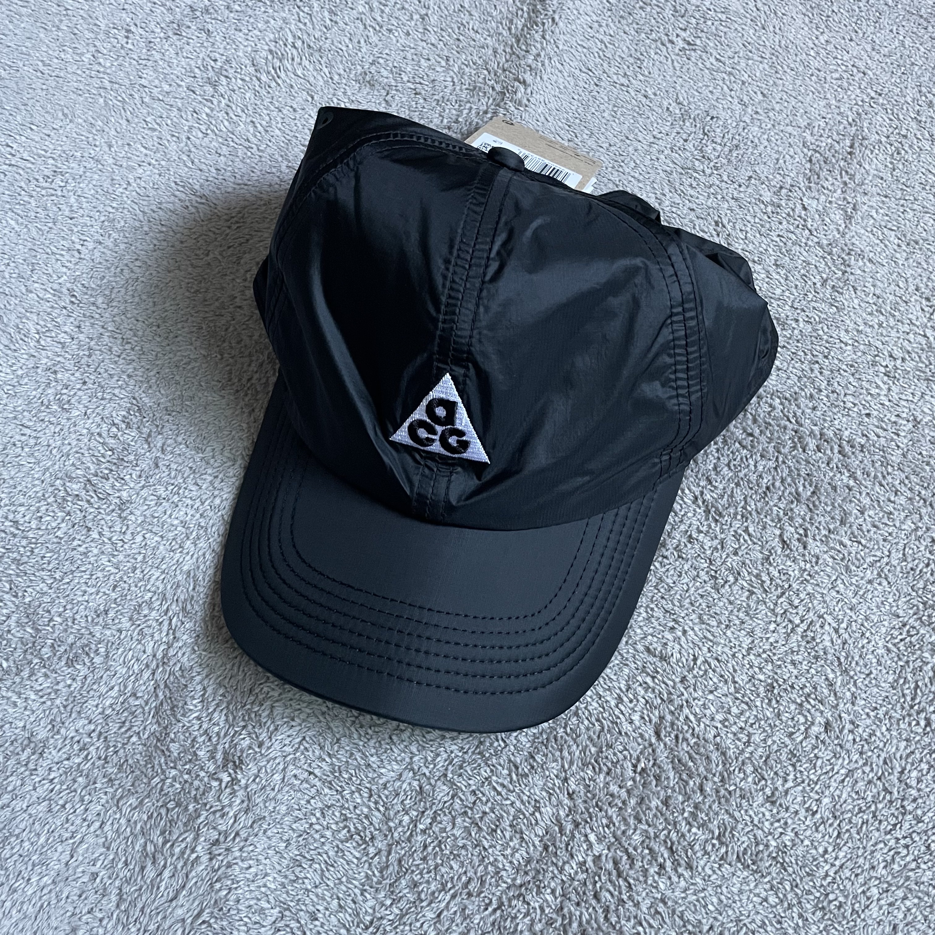 Nike ACG Trail Cap Black 착용 스타일