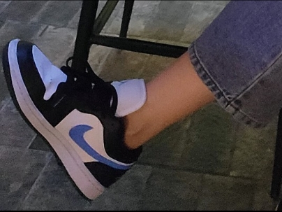 (W) Jordan 1 Low Black University Blue 착용 스타일