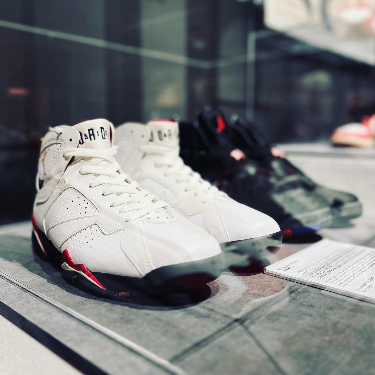 Jordan 1 OG Chicago 1985, Jordan 13 Retro He Got Game 2018 착용 스타일 - 4