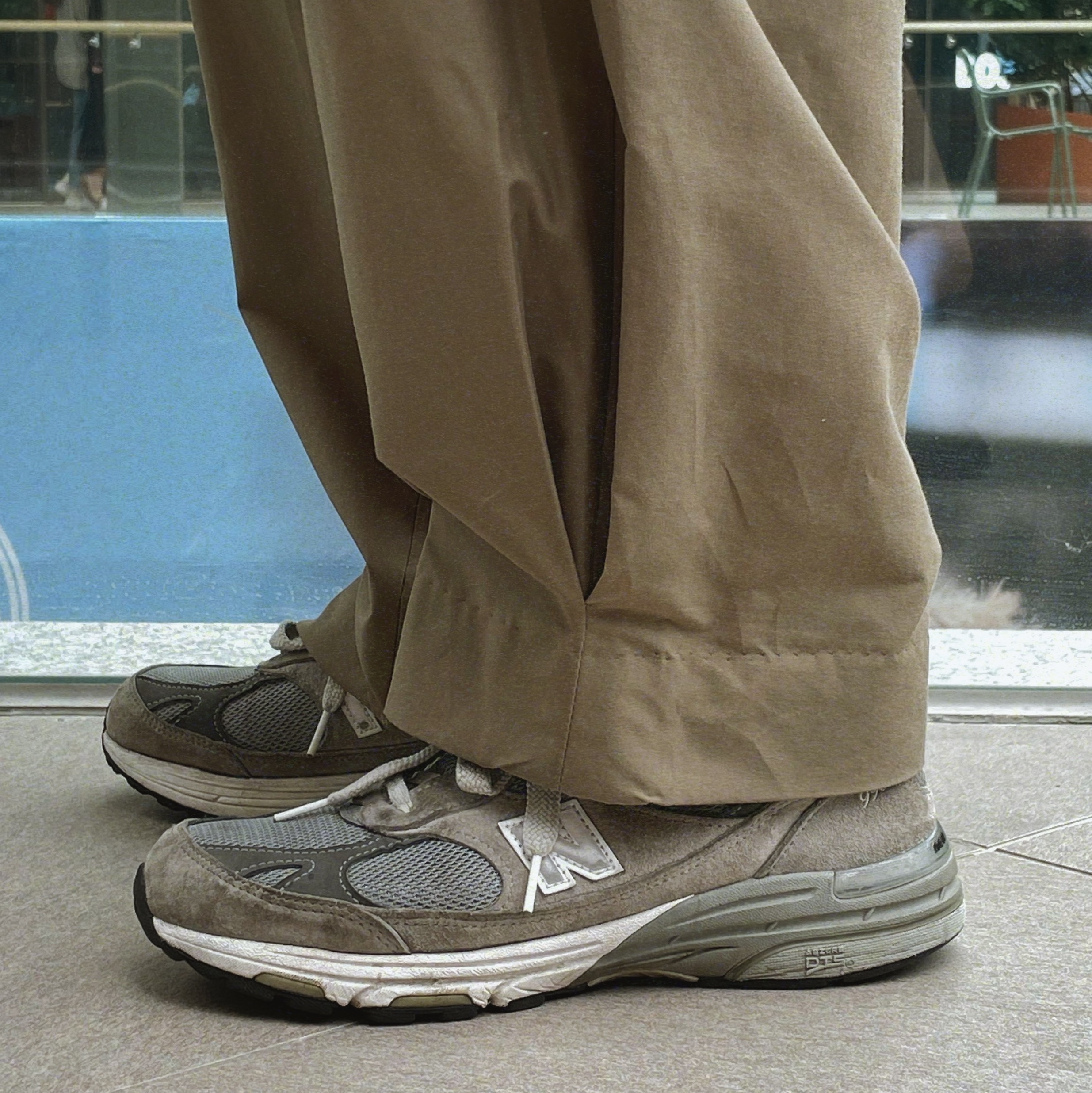 New Balance 993 Made in USA Grey - D Standard 착용 스타일 - 3