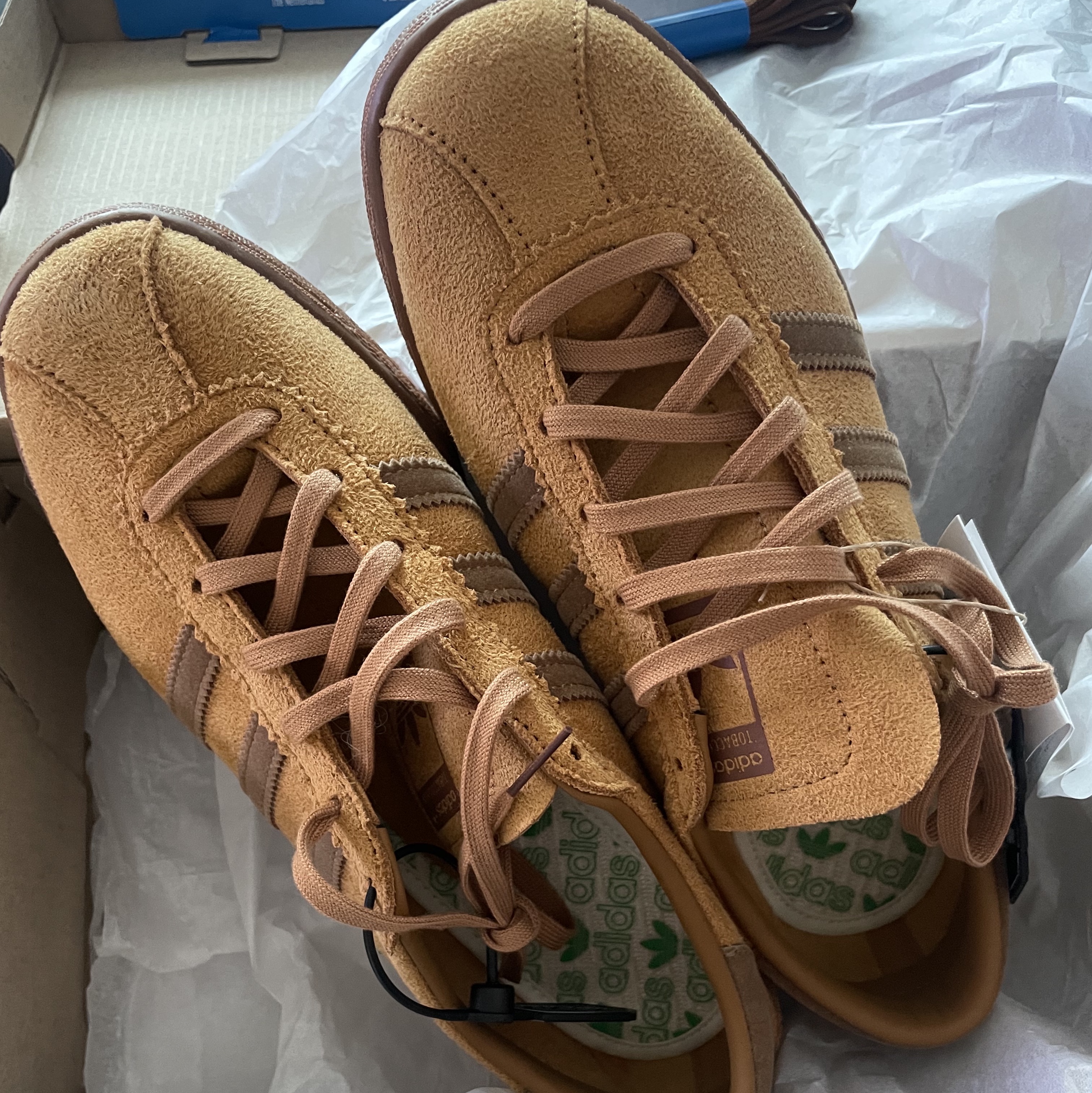 Adidas Tobacco Gruen Mesa Brown Desert 착용 스타일