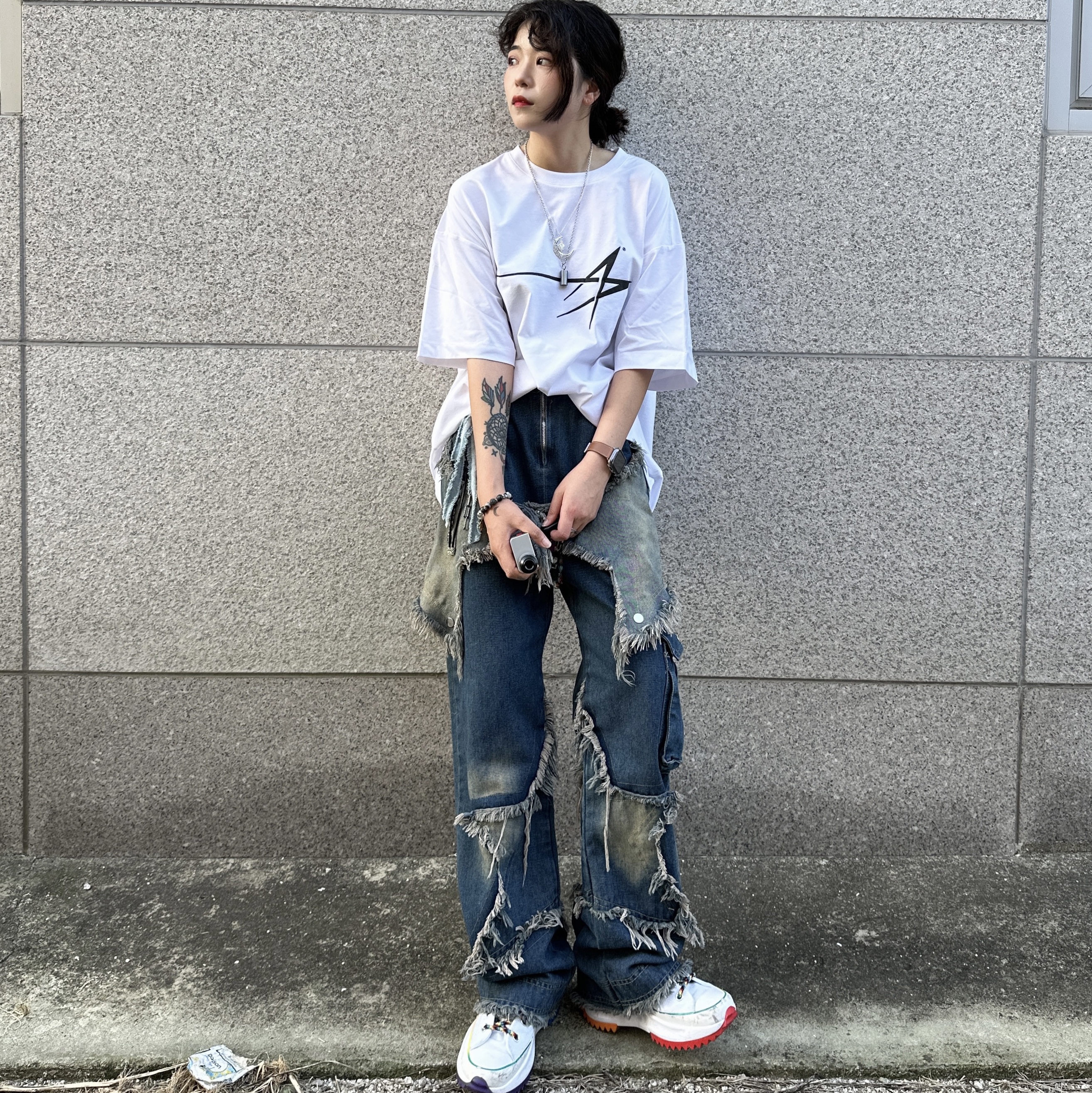 Converse Run Star Hike Hi Pride 착용 스타일 - 1