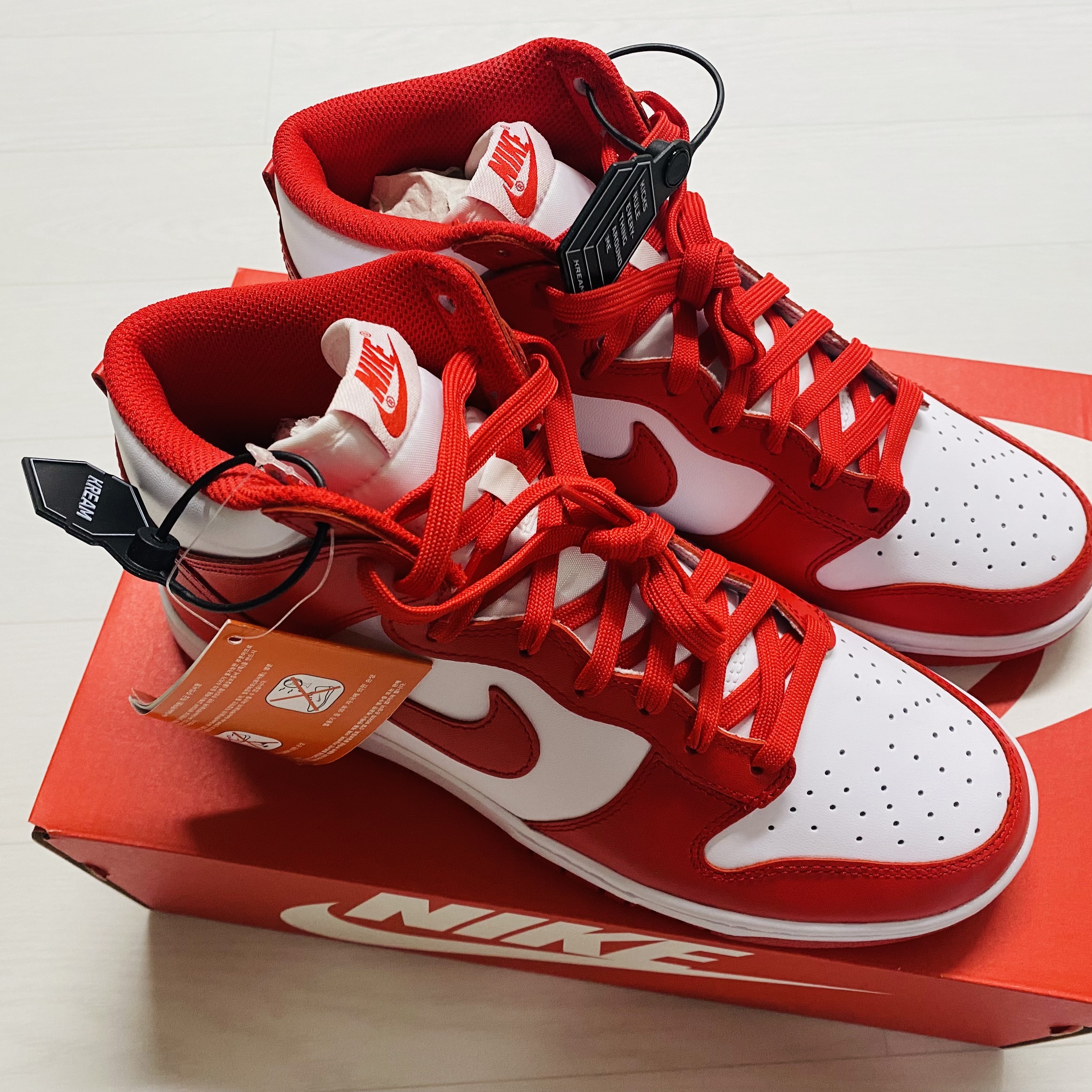 Nike Dunk High Retro Championship White and Red 착용 스타일 - 5
