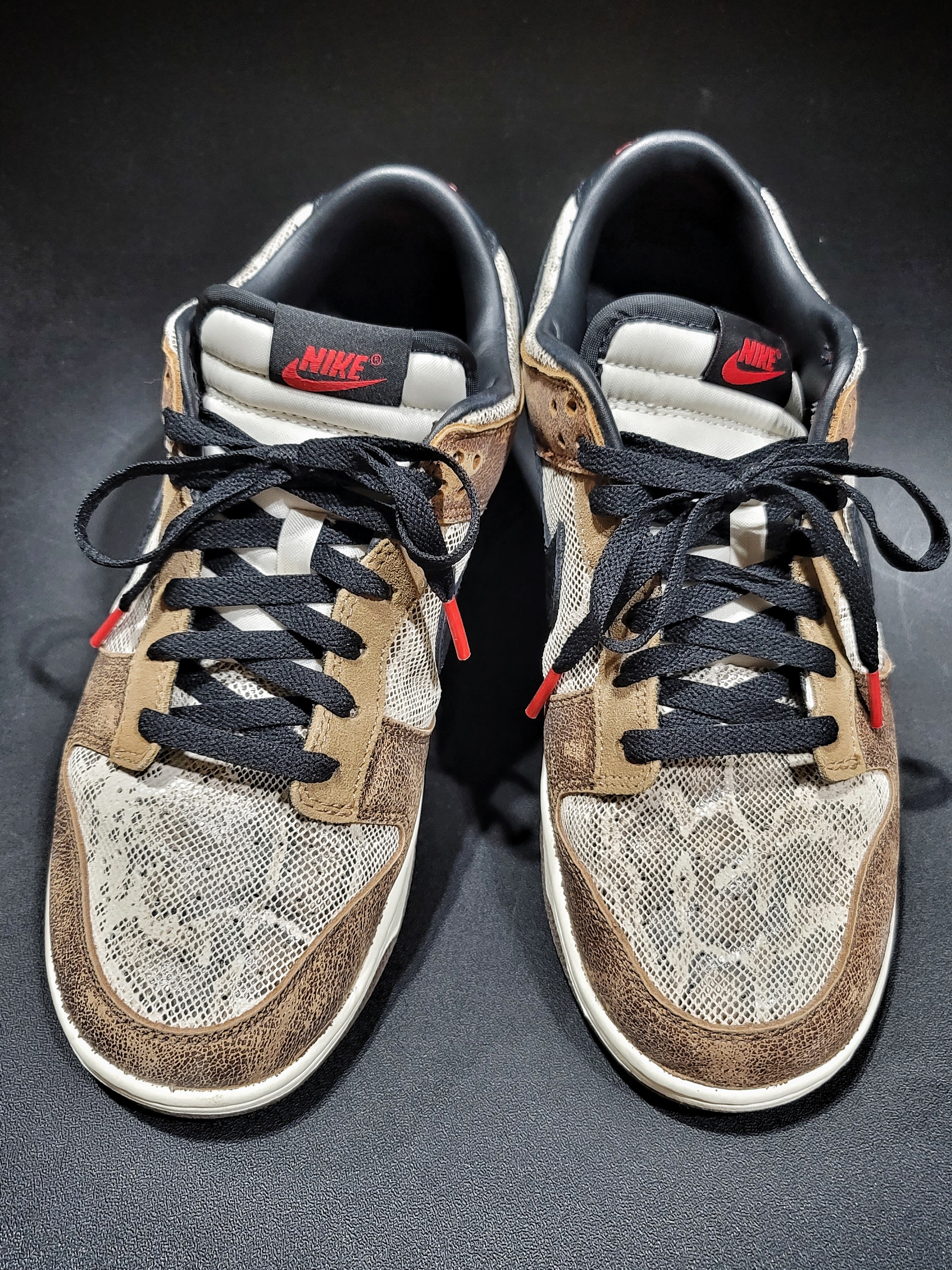 Nike Dunk Low PRM Head to Head 착용 스타일