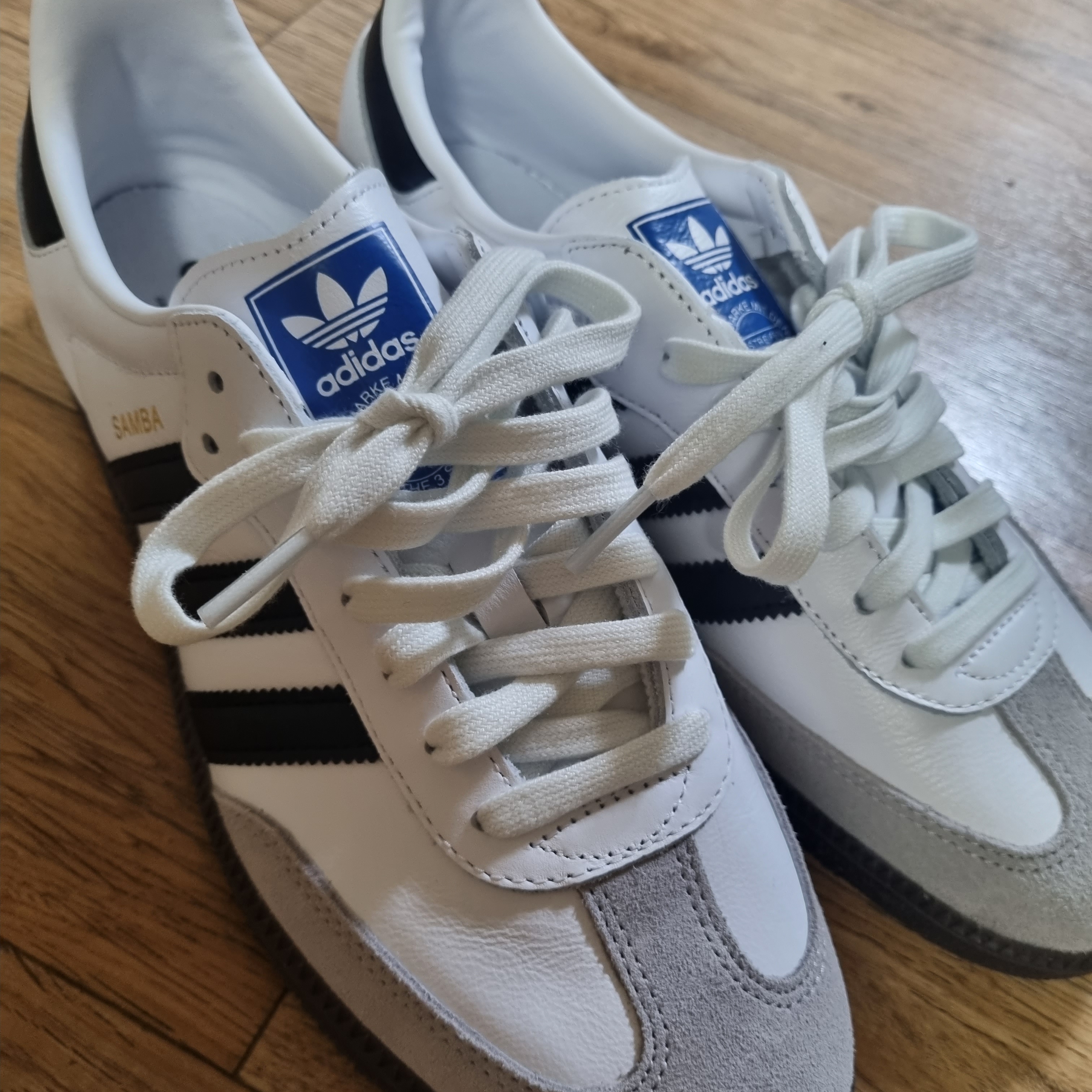 Adidas Samba OG Cloud White 착용 스타일