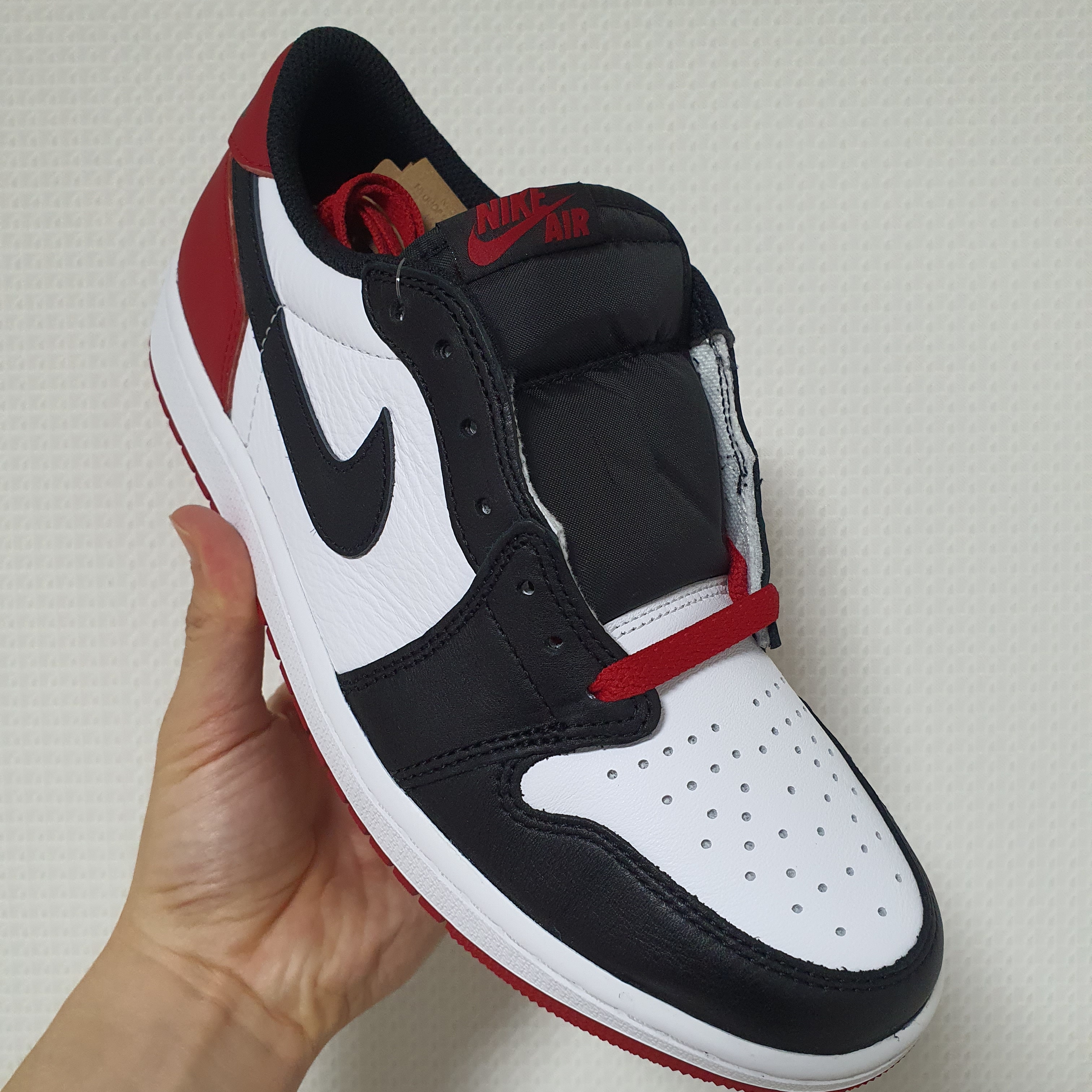 Jordan 1 Retro Low OG Black Toe 착용 스타일