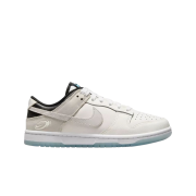 (W) Nike Dunk Low SE Phantom Sail