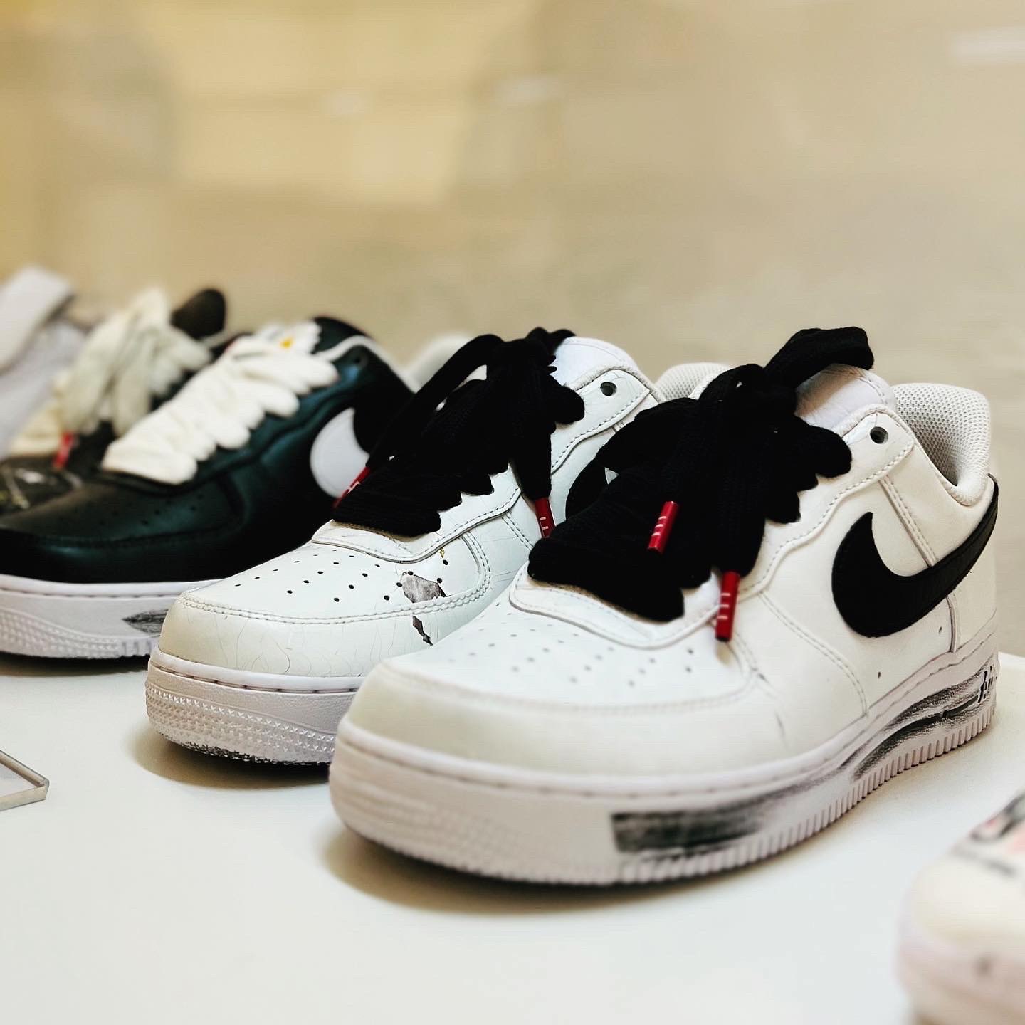 Jordan 1 x Off-White Retro High Chicago The Ten, Nike MAG Back to the Future 2011 착용 스타일 - 4