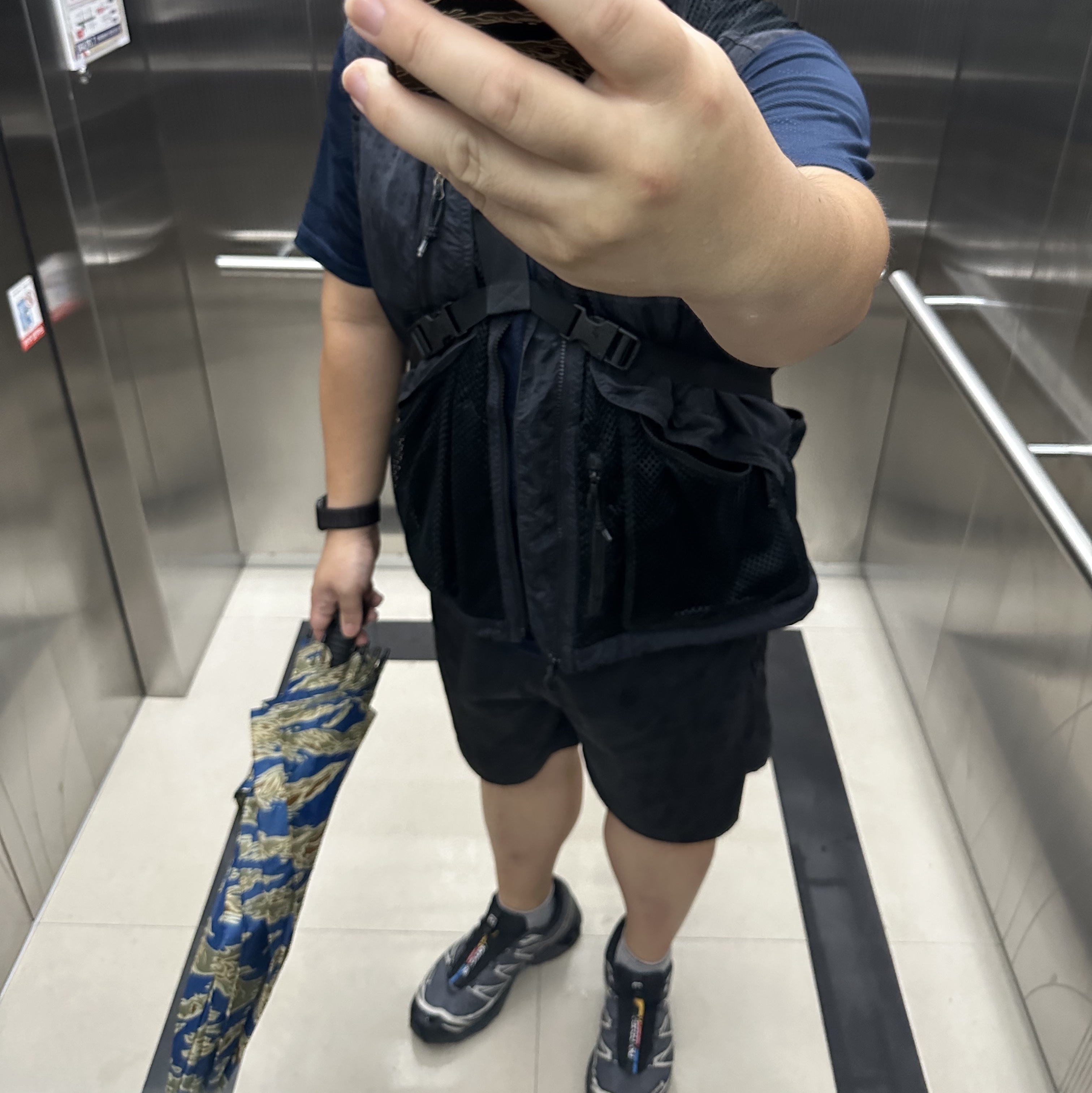Salomon XT-6 Gore-Tex Black Ebony 착용 스타일