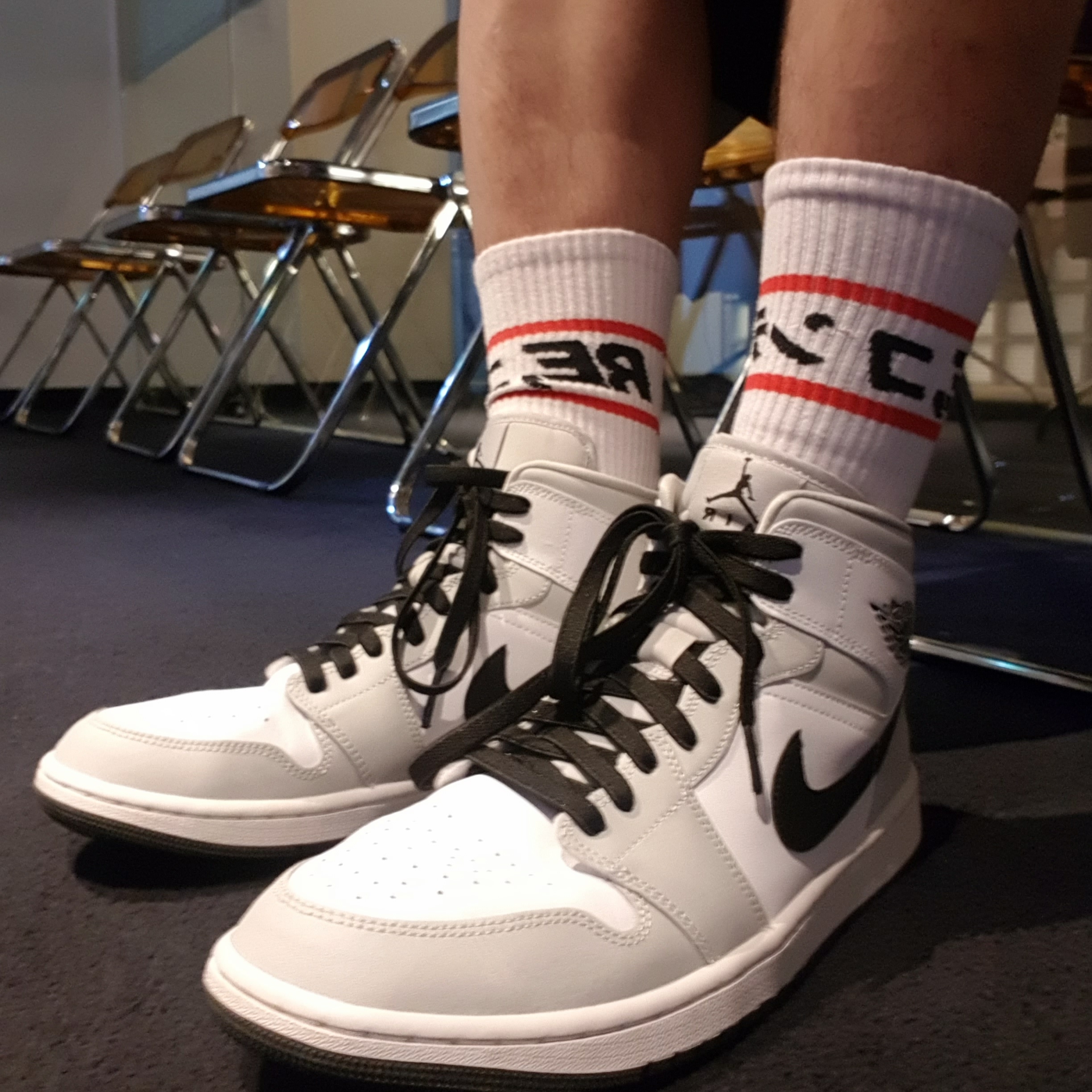 (W) Jordan 1 Mid Grey Fog 착용 스타일