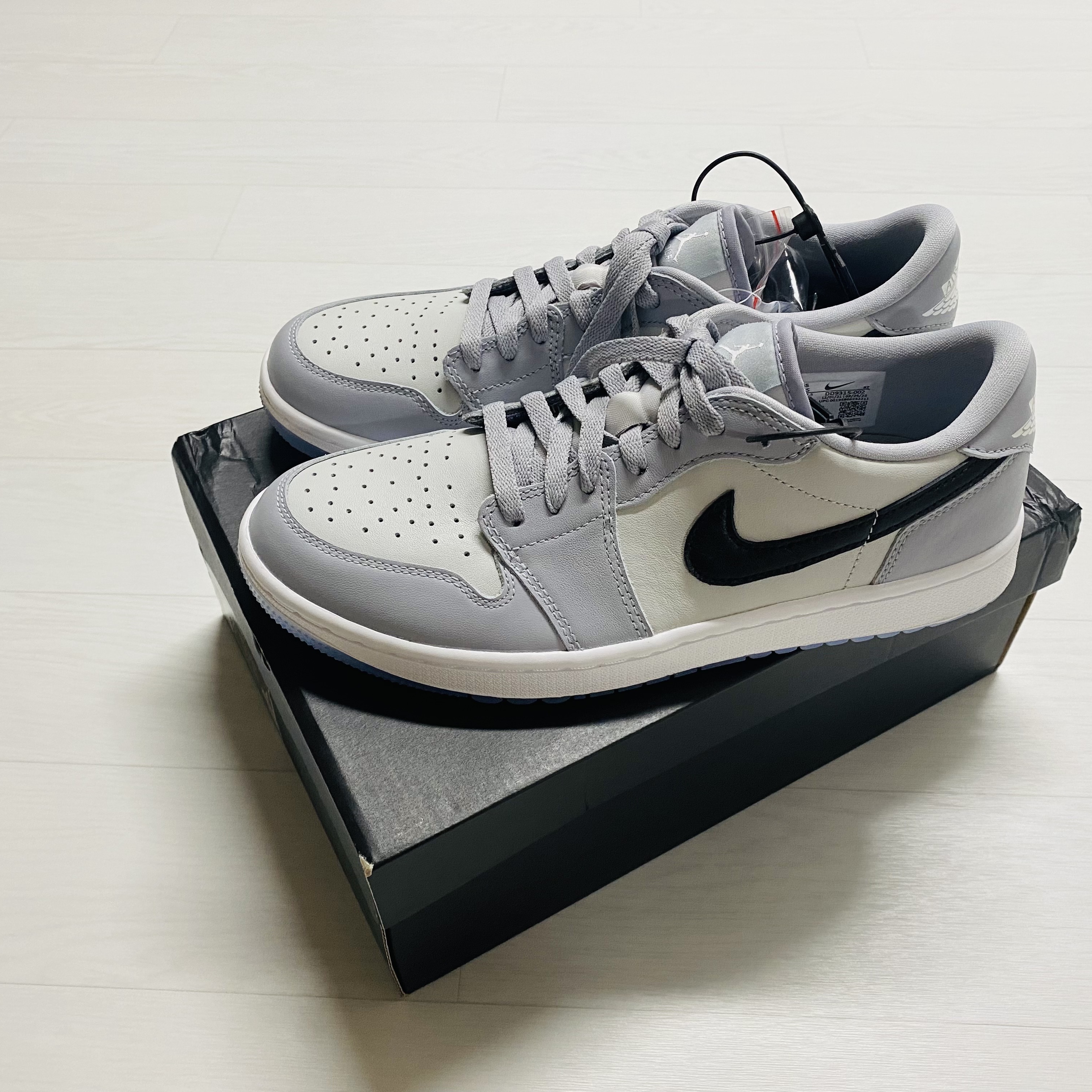 Jordan 1 Low Golf Wolf Grey 착용 스타일 - 4
