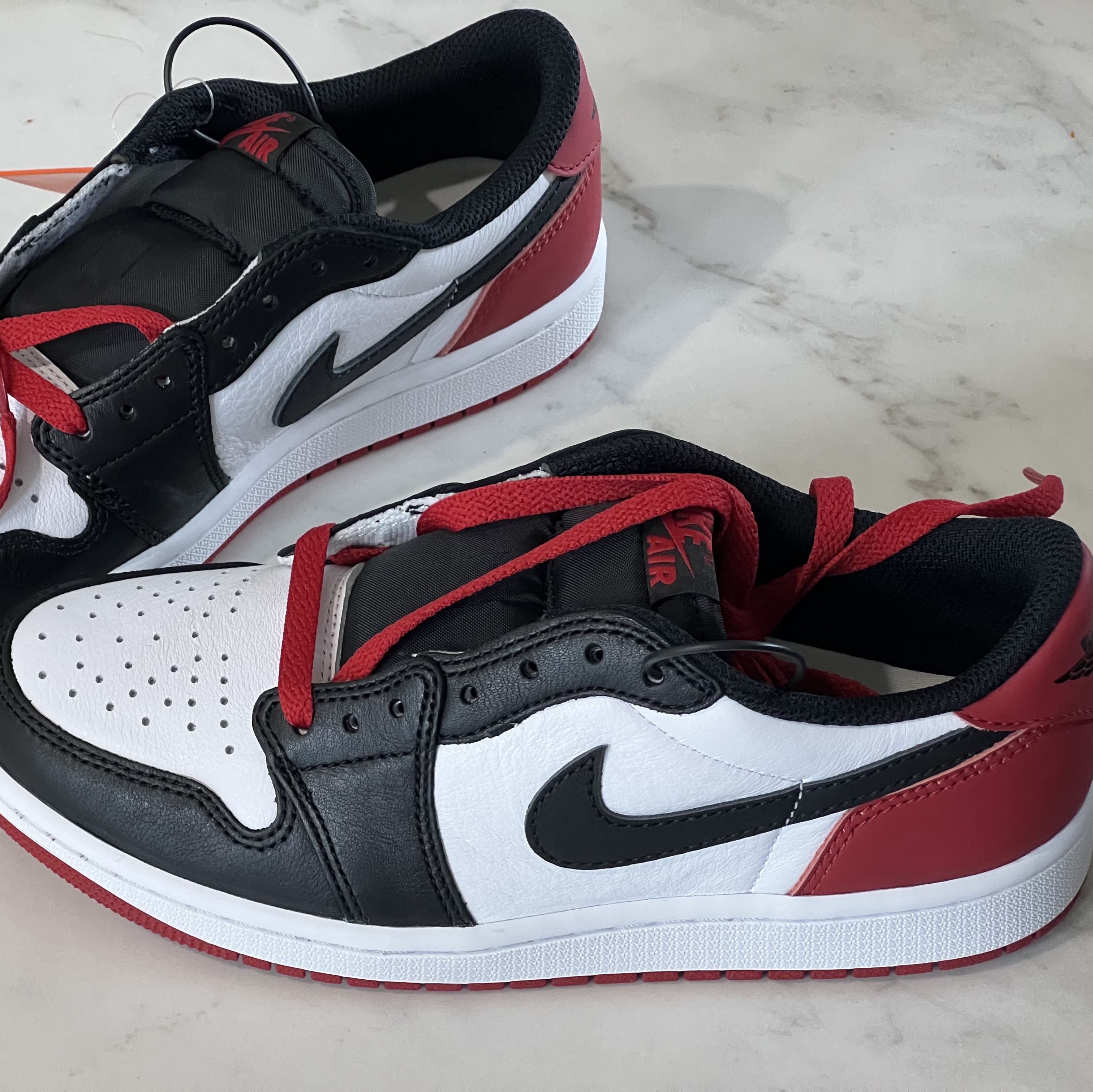 Jordan 1 Retro Low OG Black Toe 착용 스타일