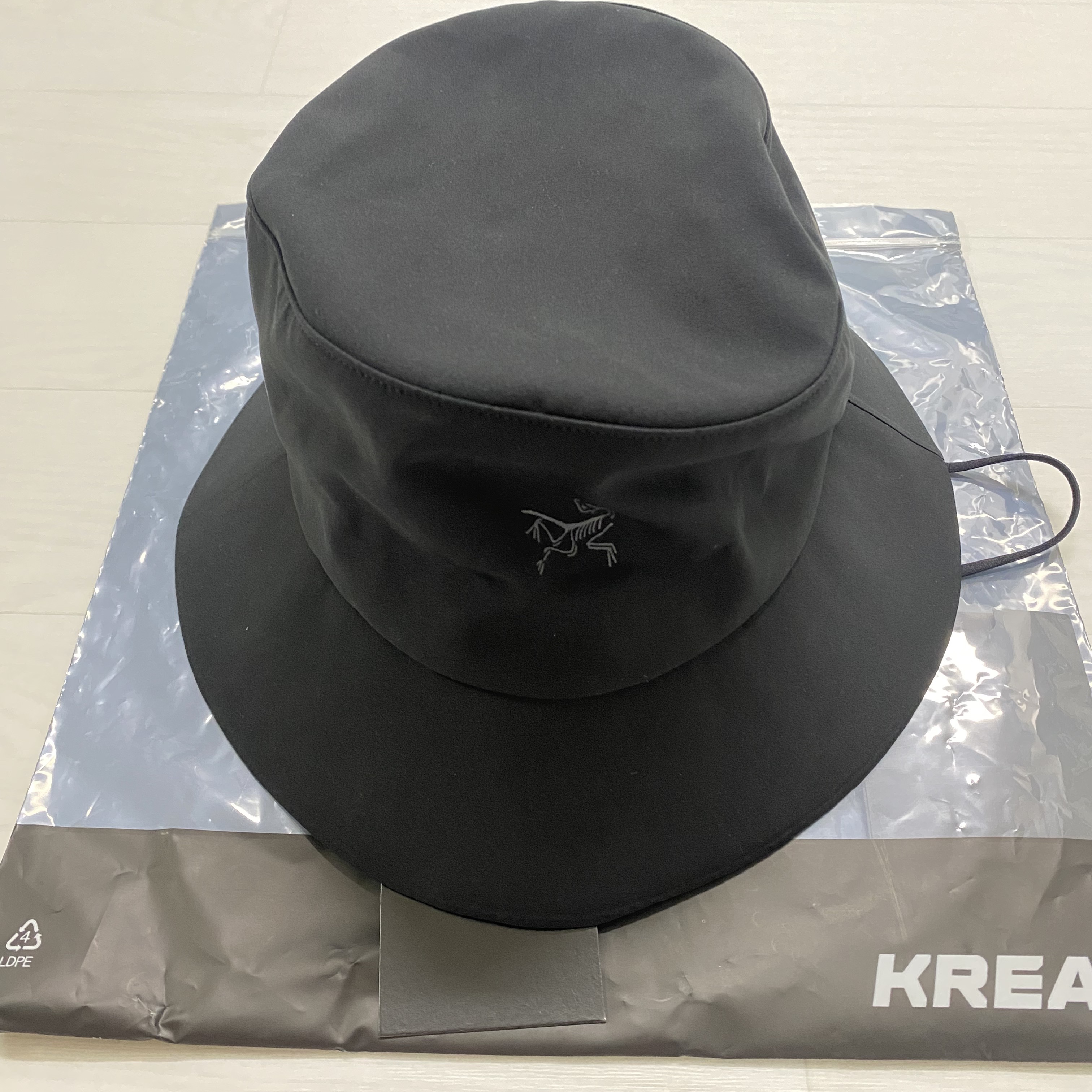 Arc'teryx Sinsolo Hat Black 착용 스타일 - 1