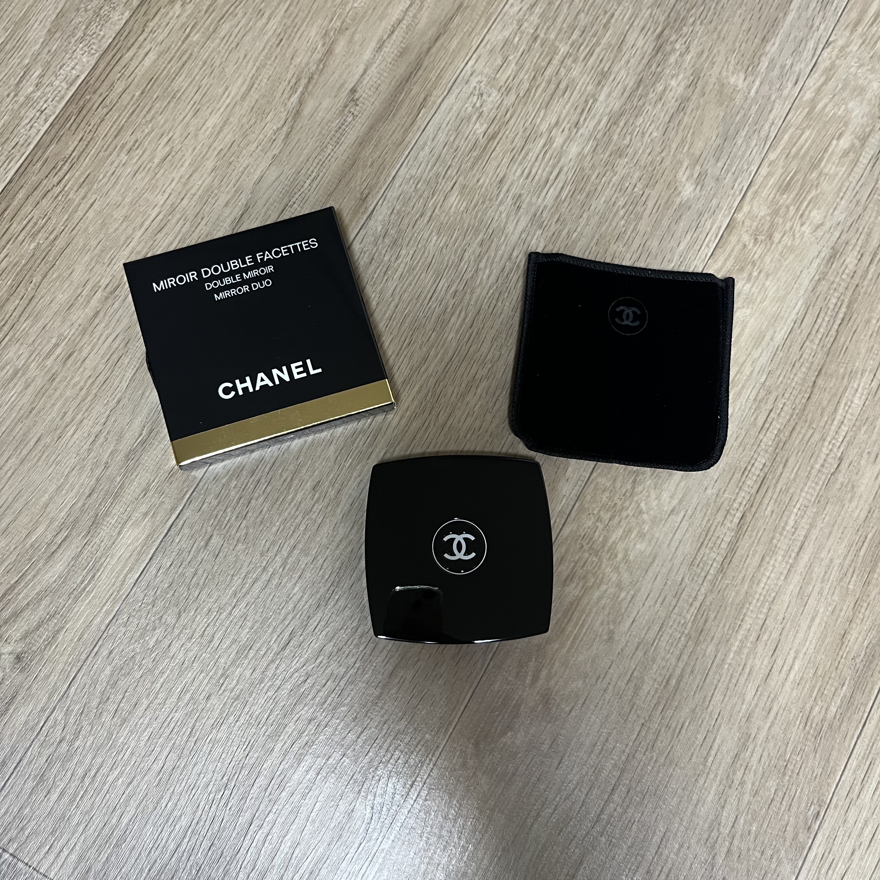 Chanel Miroir Double Facette 착용 스타일