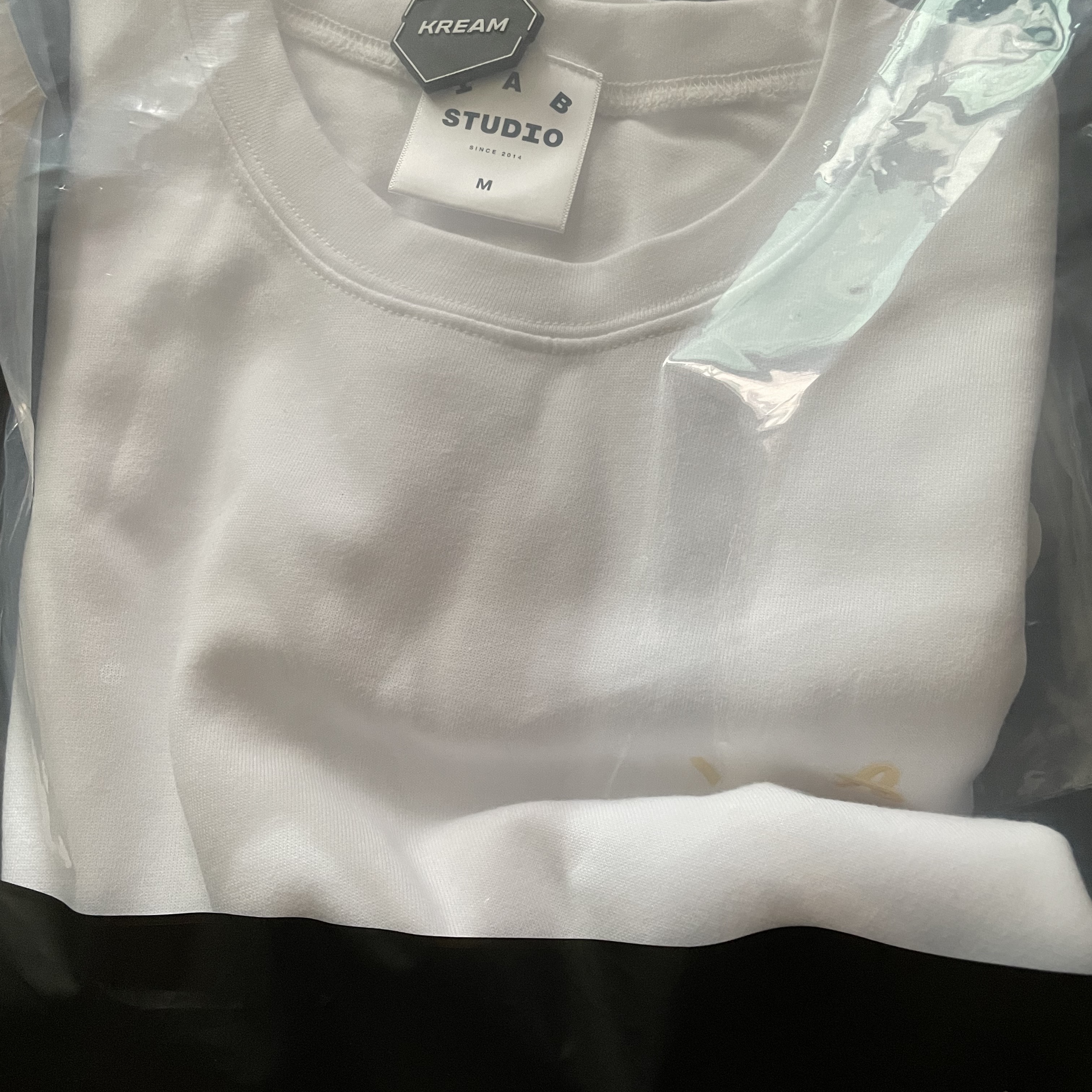 IAB Studio x Ottogi Mayonnaise 50th Anniversary T-Shirt White 착용 스타일 - 5