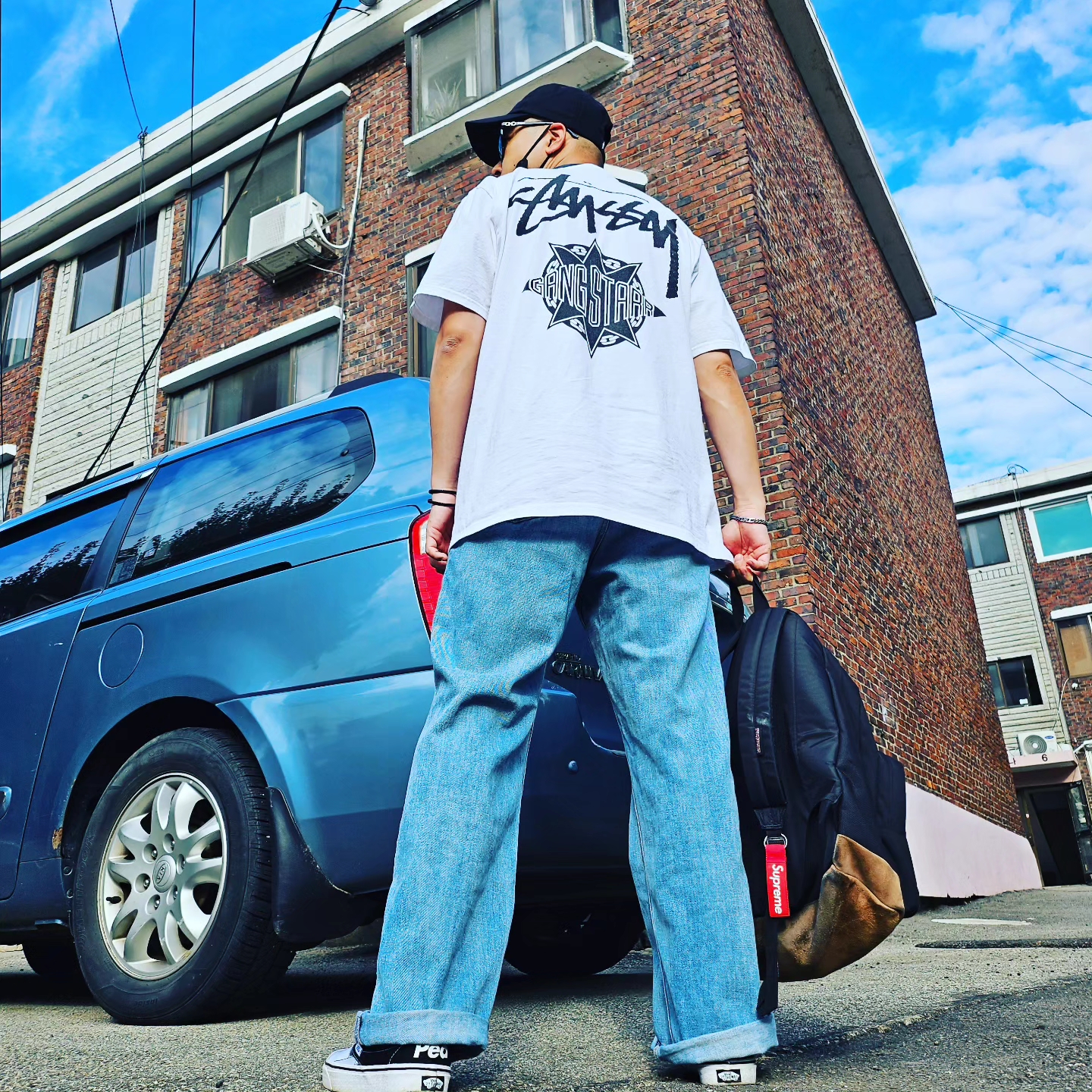 Stussy x Gang Starr Take It Personal T-Shirt White, Supreme Webbing Keychain Red - 23SS 착용 스타일 - 1