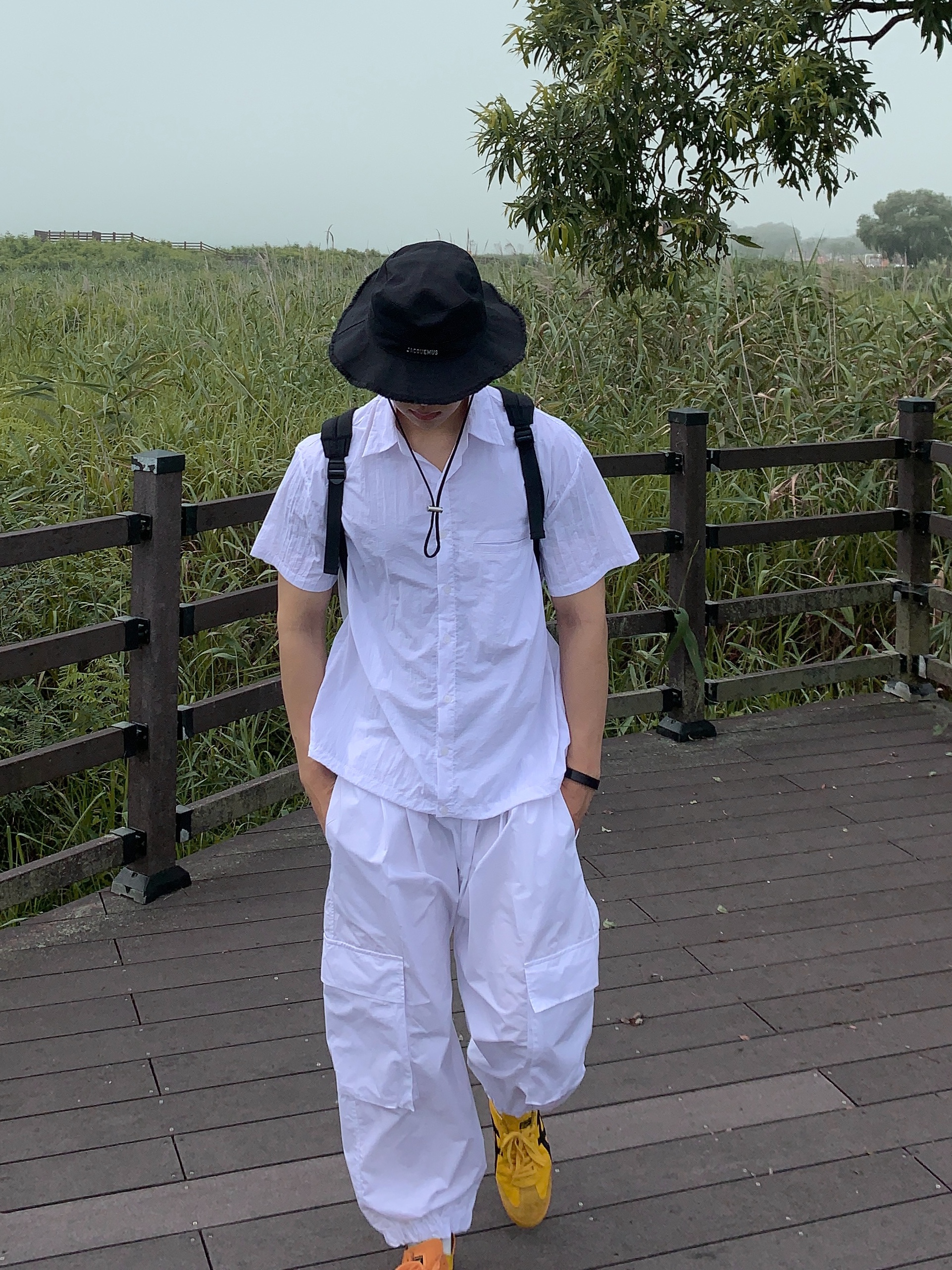 Onitsuka Tiger Mexico 66 Yellow Black, Jacquemus Le Bob Artichaut Bucket Hat Black 착용 스타일 - 2