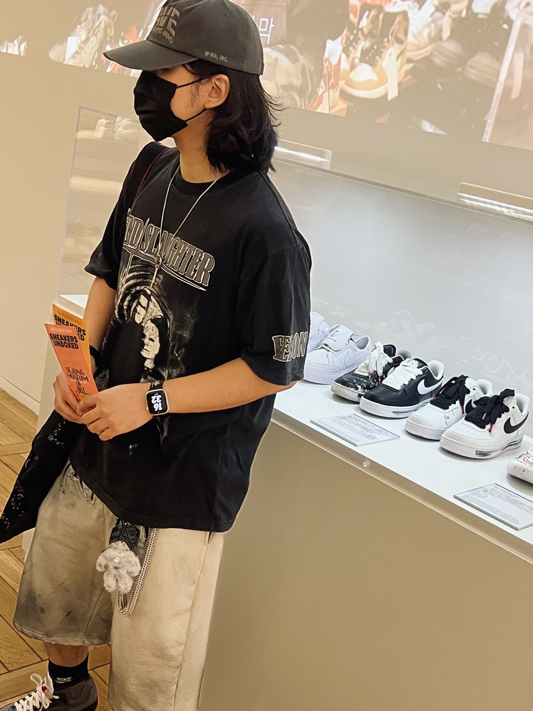 Project G/R Mind Slaughter Vintage Washeed T-Shirt Black, Project G/R Furious Logo Applique Shorts Grey - 10 Corso Como Exclusive 착용 스타일 - 3