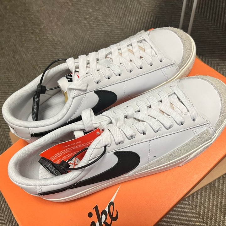 (W) Nike Blazer Low Platform White Black 착용 스타일 - 1