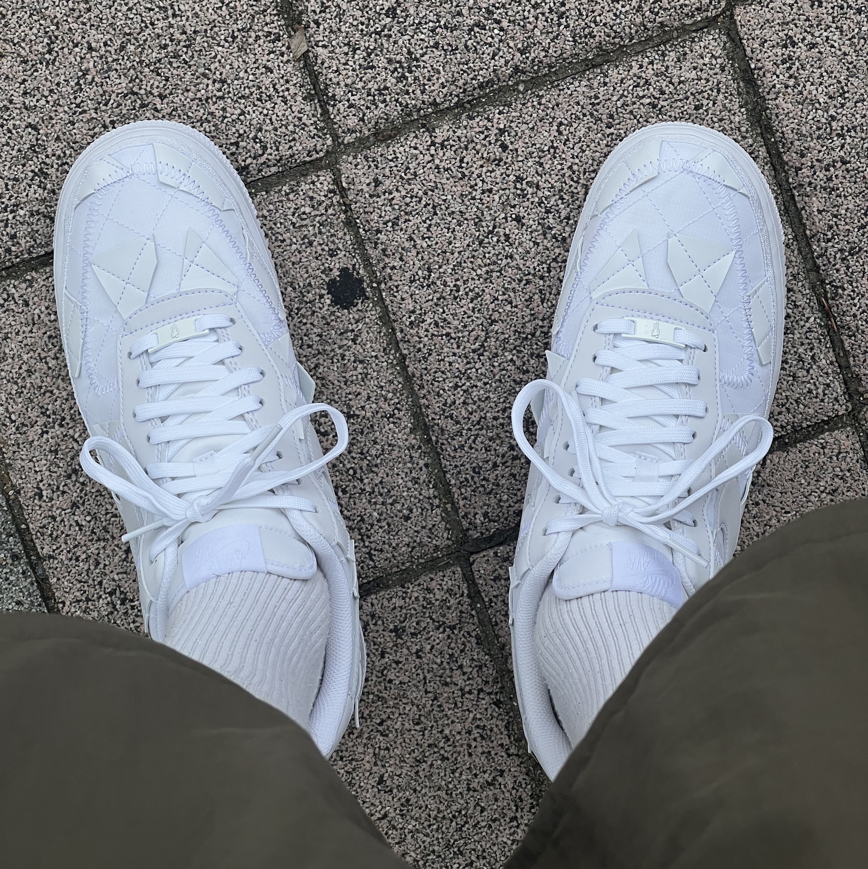 Nike x Billie Eilish Air Force 1 Low SP Triple White 착용 스타일