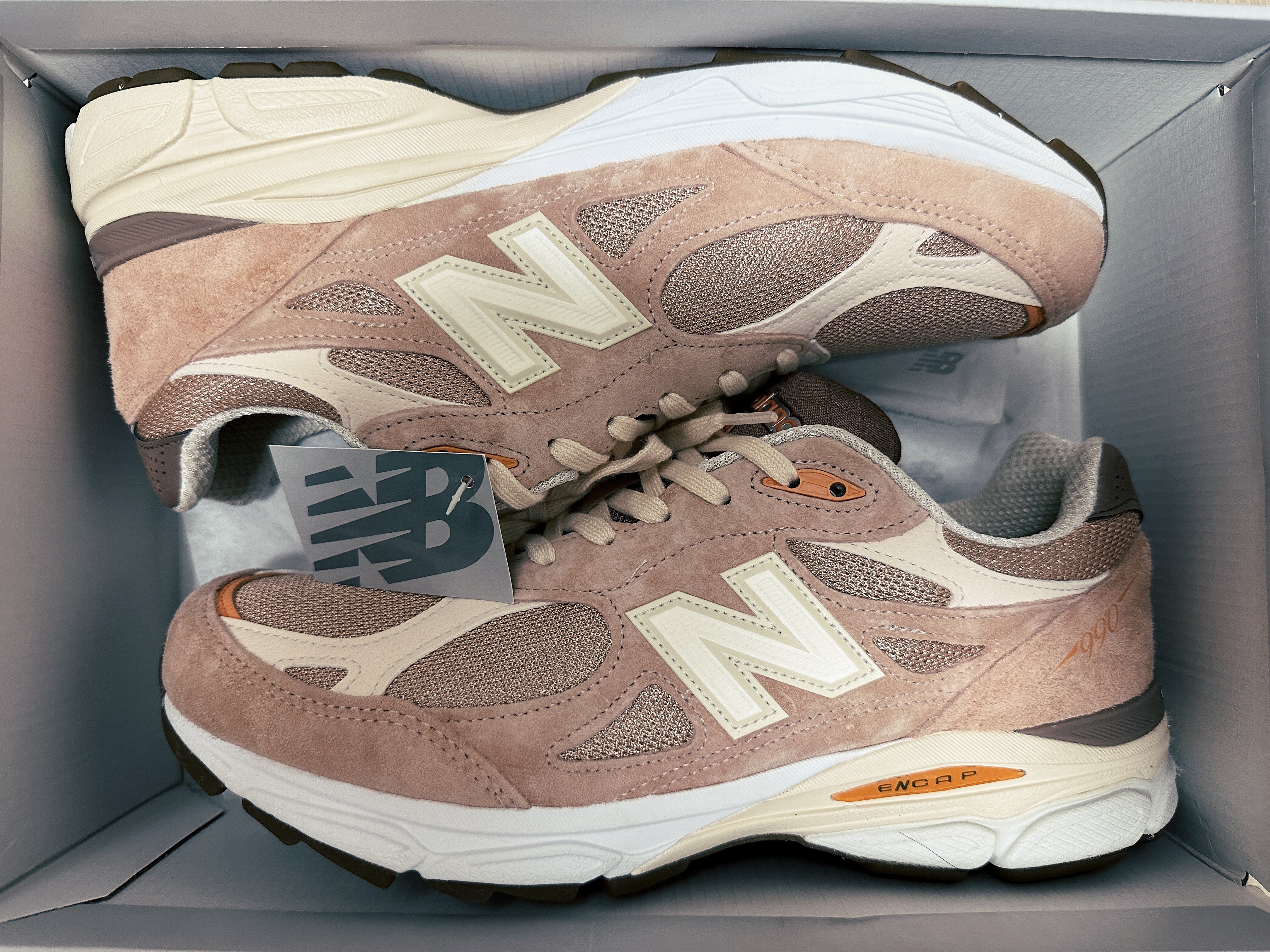 New Balance 990v3 Made in USA Orange Cream - Size? Exclusive 착용 스타일 - 3