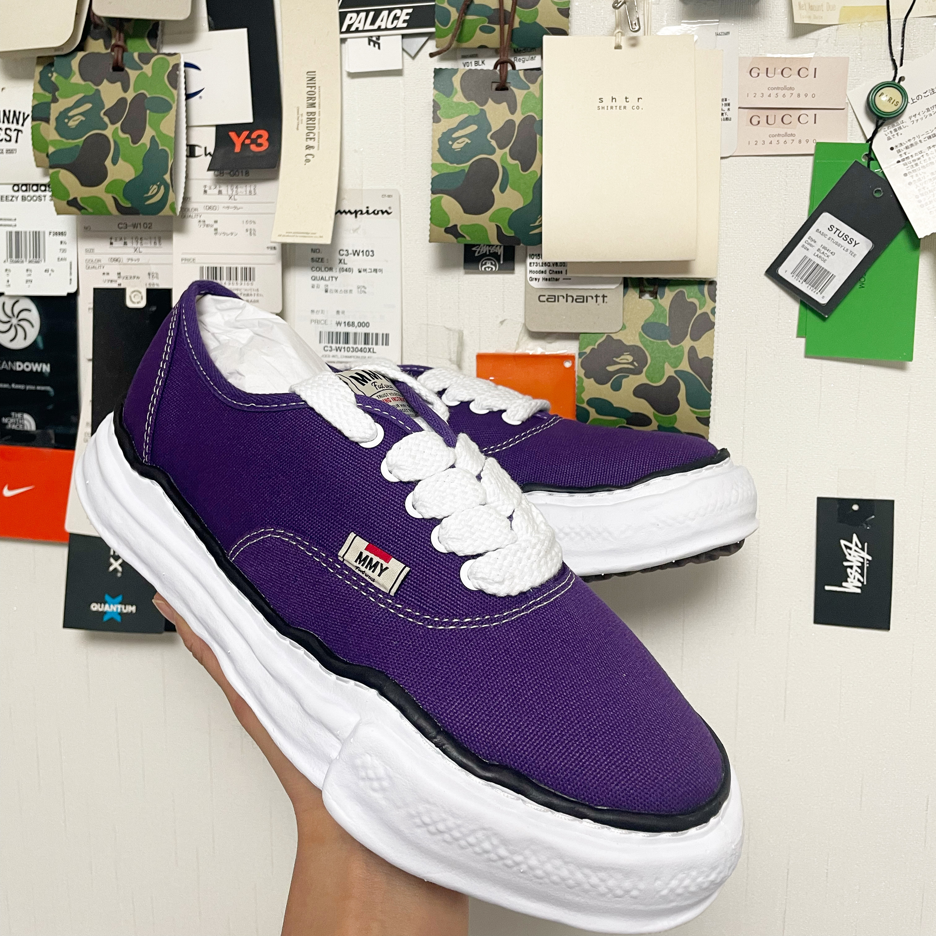 Maison Mihara Yasuhiro Baker OG Sole Canvas Low Cut Sneakers Purple 착용 스타일