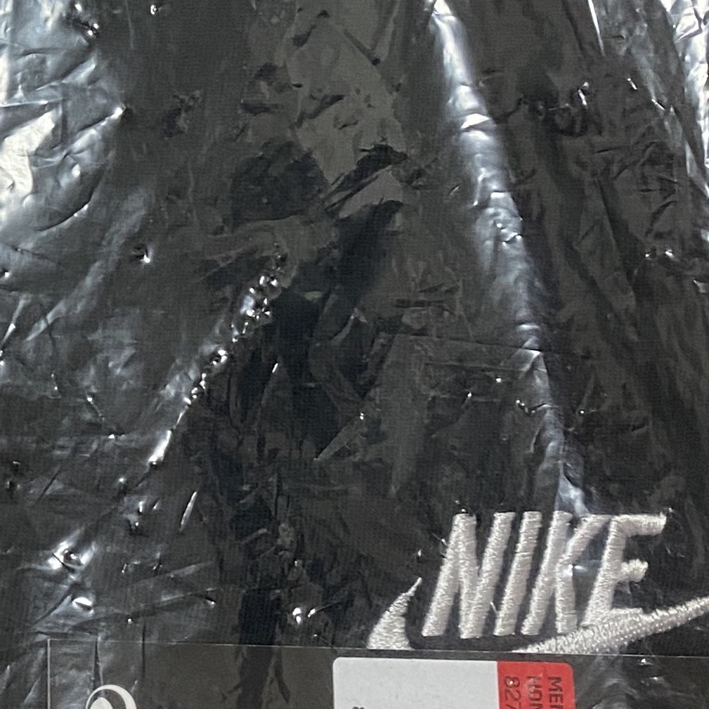Nike NSW Club T-Shirt Black 착용 스타일