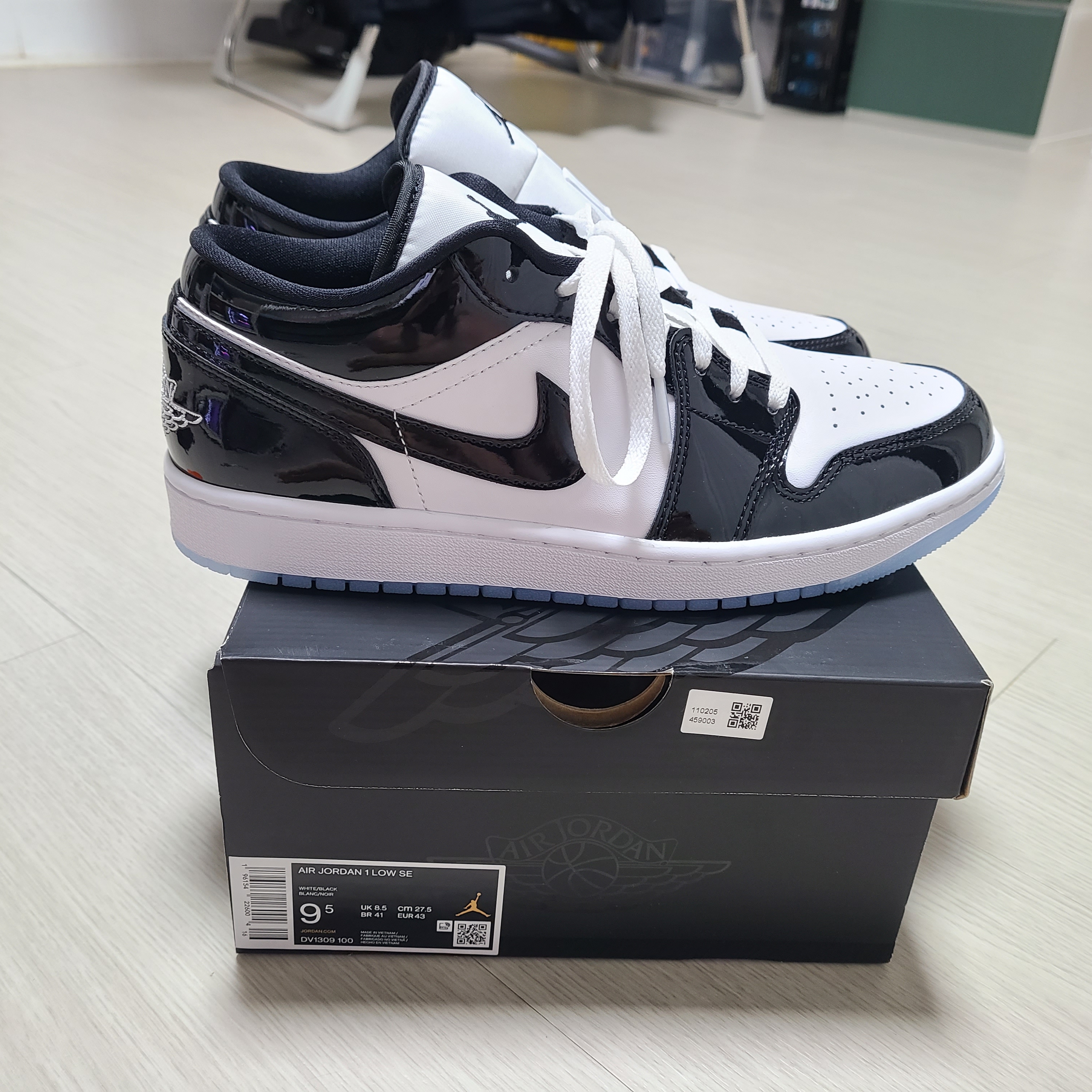 Jordan 1 Low SE Concord 착용 스타일 - 1