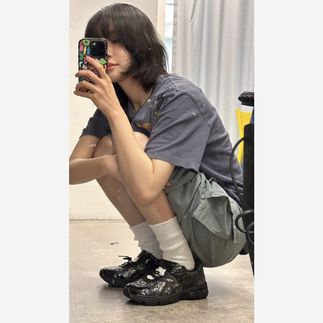 Asics x Cecilie Bahnsen GT-2160 Black 착용 스타일 - 2