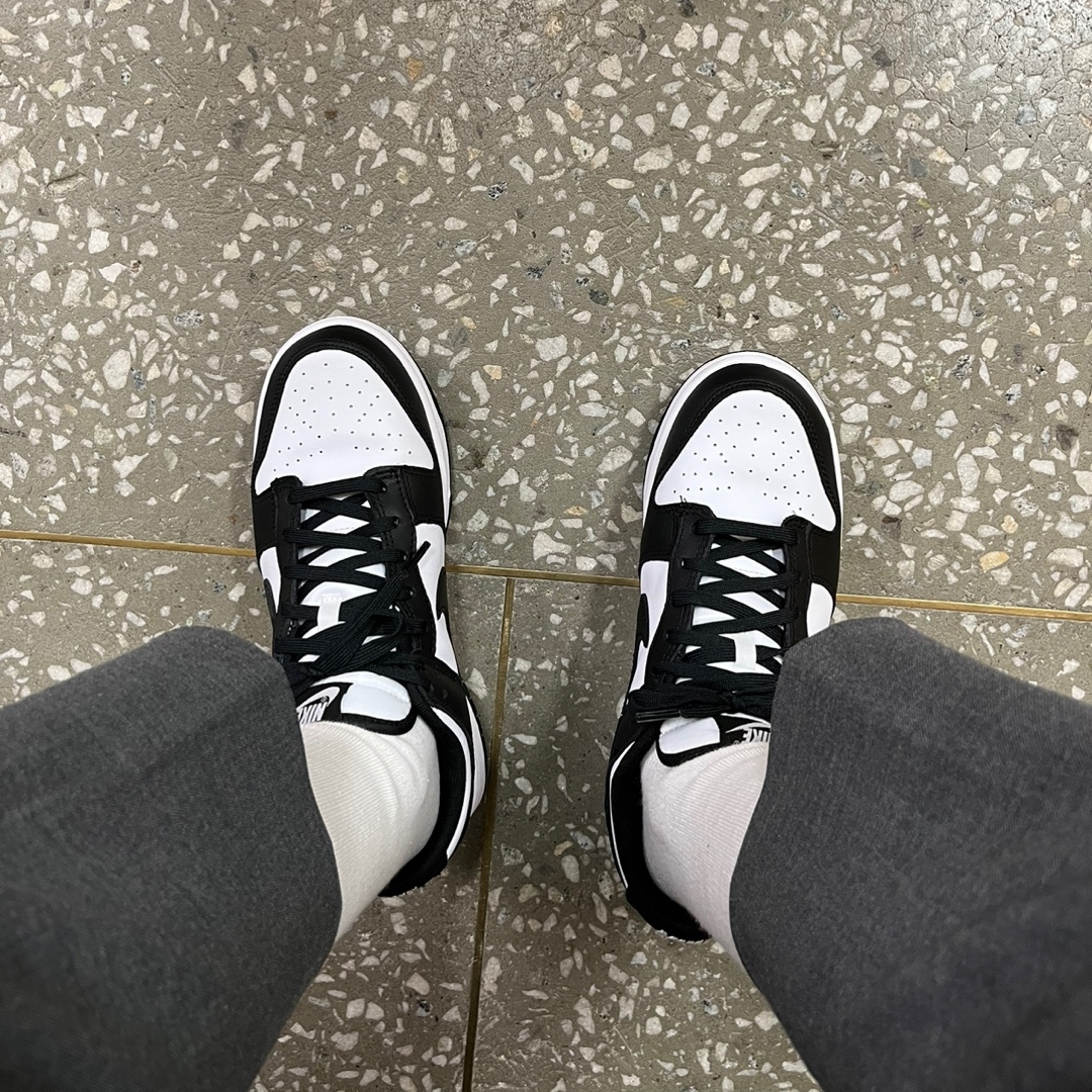 Nike Dunk Low Retro Black 착용 스타일