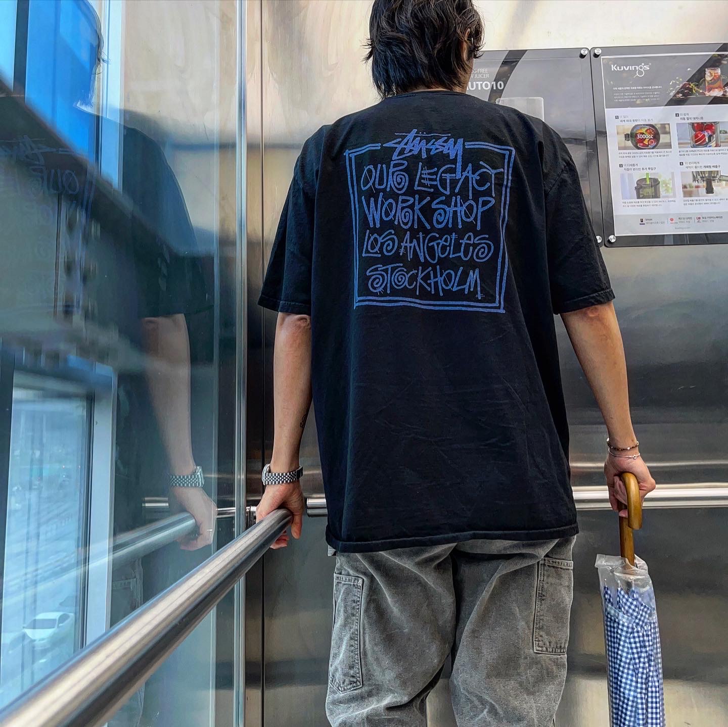 Stussy x Our Legacy Frame Pigment Dyed T-Shirt Black, New Balance 990v5 Made in USA Triple Black - D Standard 착용 스타일 - 1