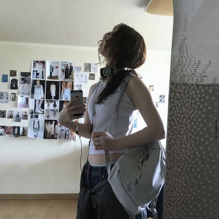 Safarispot Women 1/2 Knit Print Sleeveless Ivory 착용 스타일 - 1