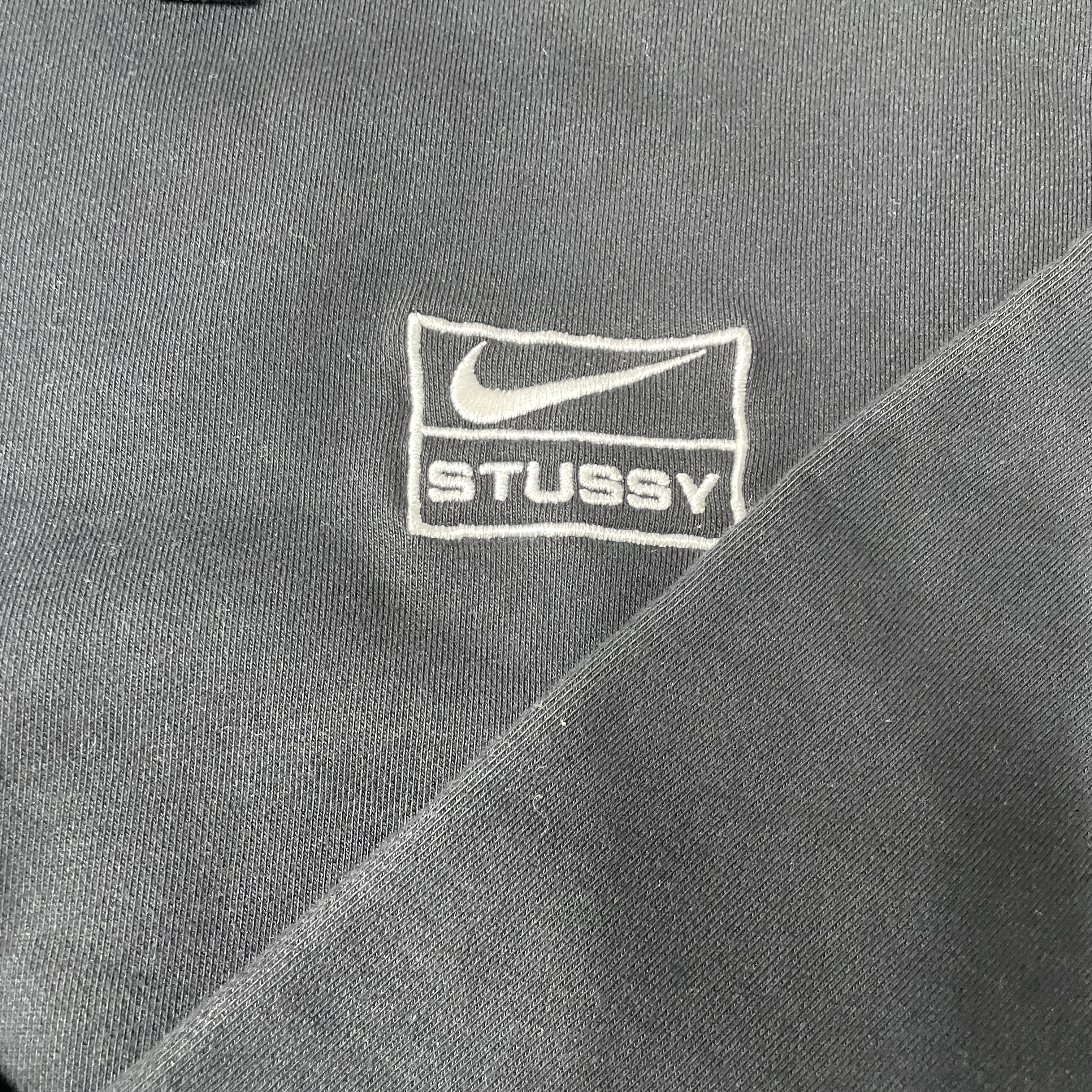 Nike x Stussy NRG Washed Fleece Crewneck Black (DO5310-010) 착용 스타일 - 2