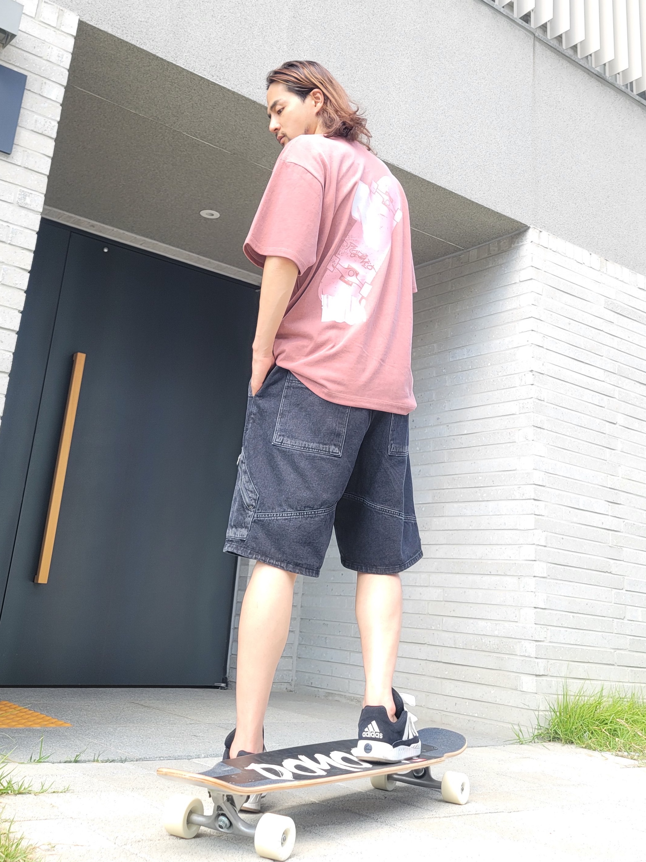 Adidas Adimatic Core Black 착용 스타일 - 1