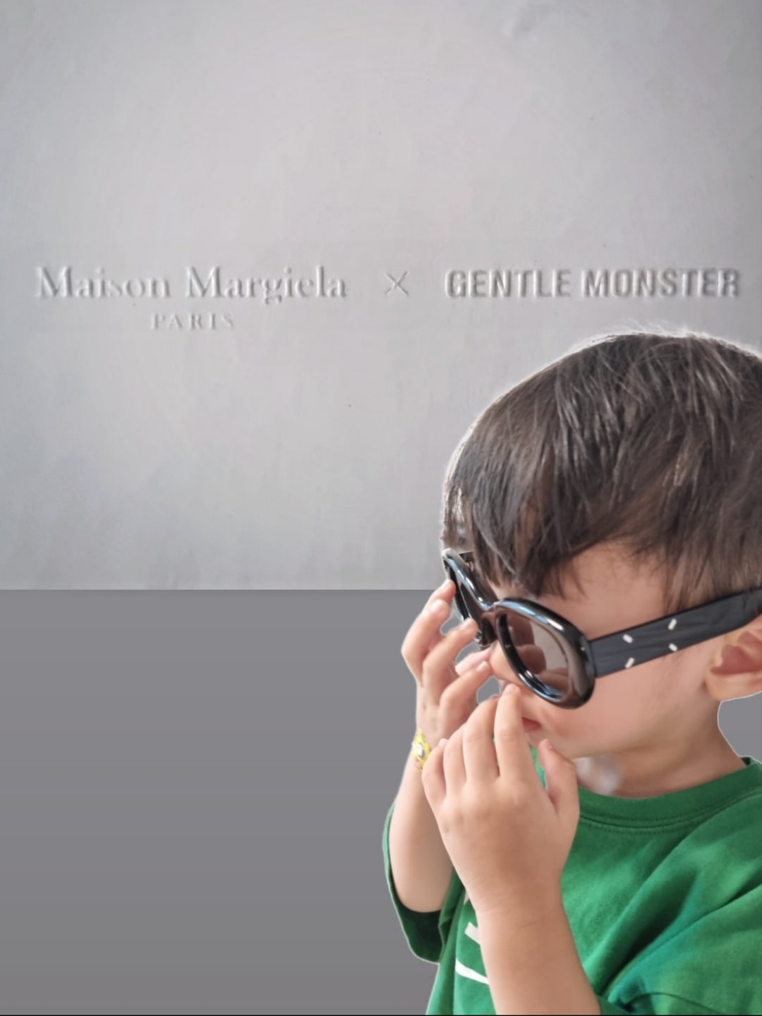 Gentle Monster x Maison Margiela MM004 Black Black 착용 스타일