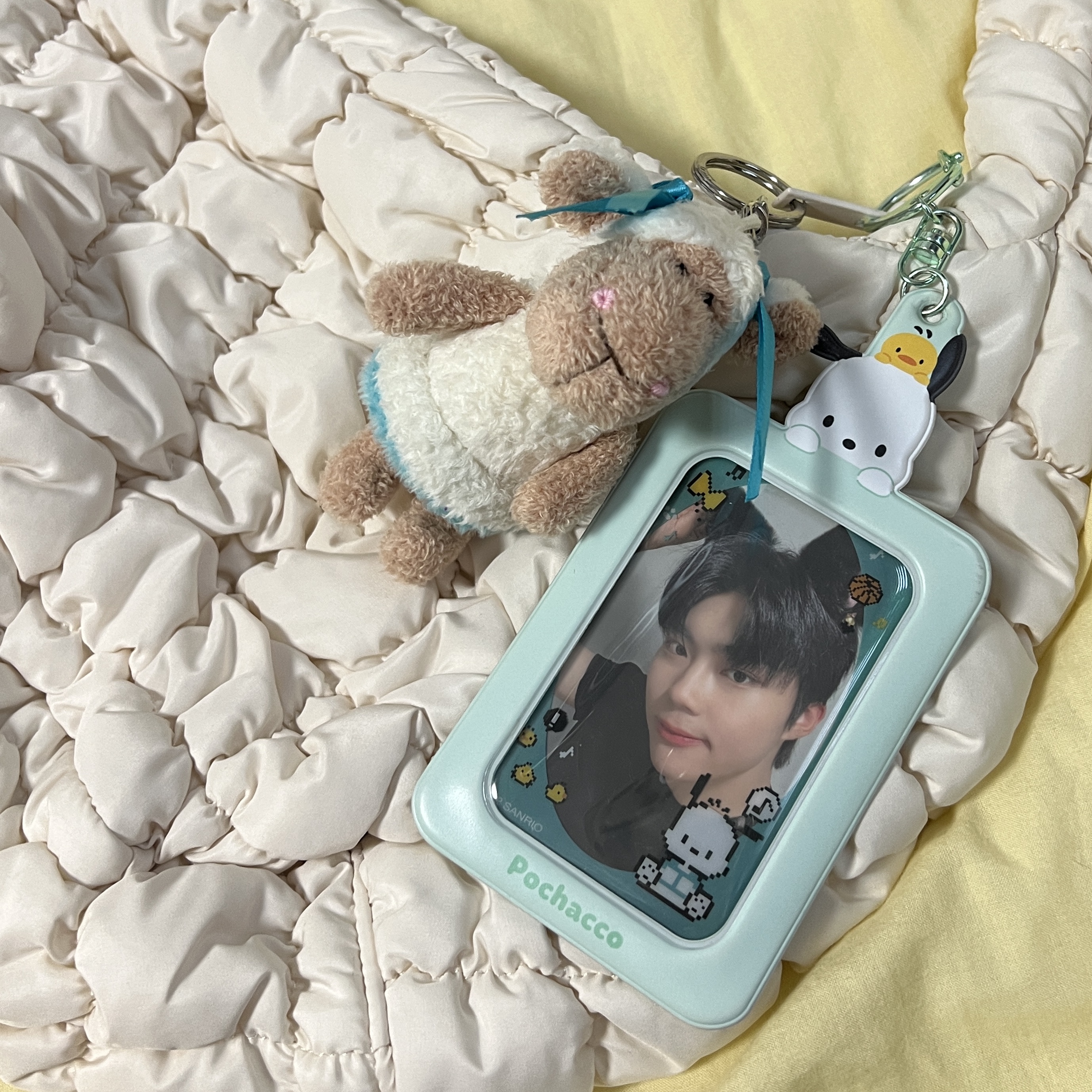 COS Quilted Mini Bag Cream 착용 스타일