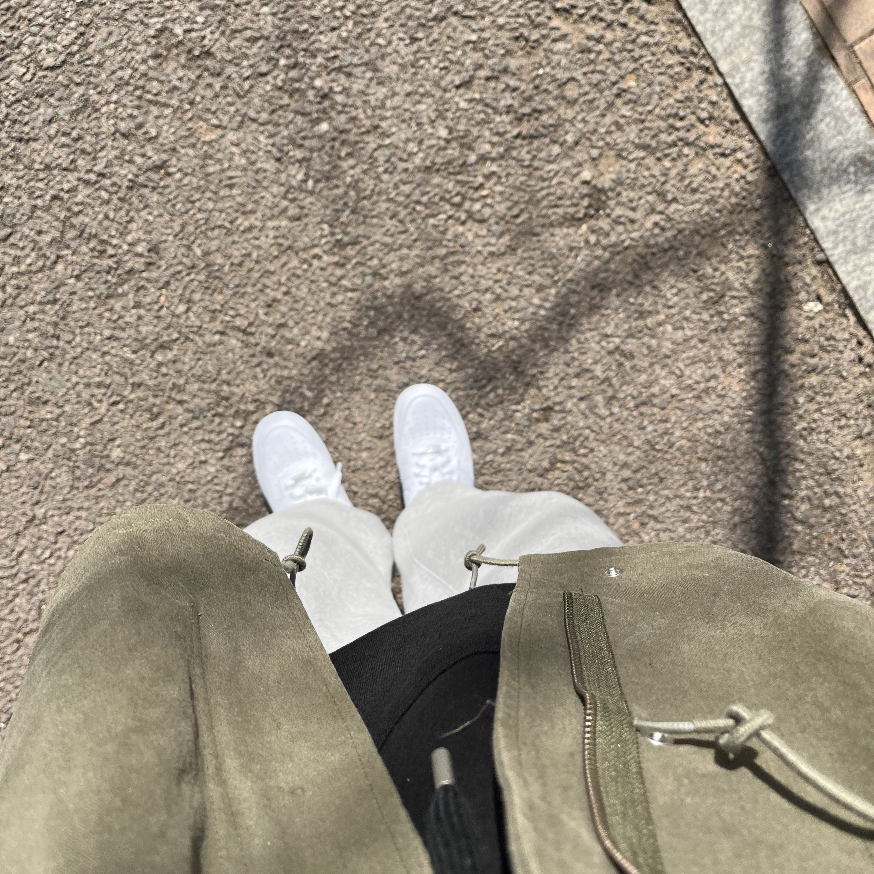 Nike Air Force 1 '07 Low White 착용 스타일